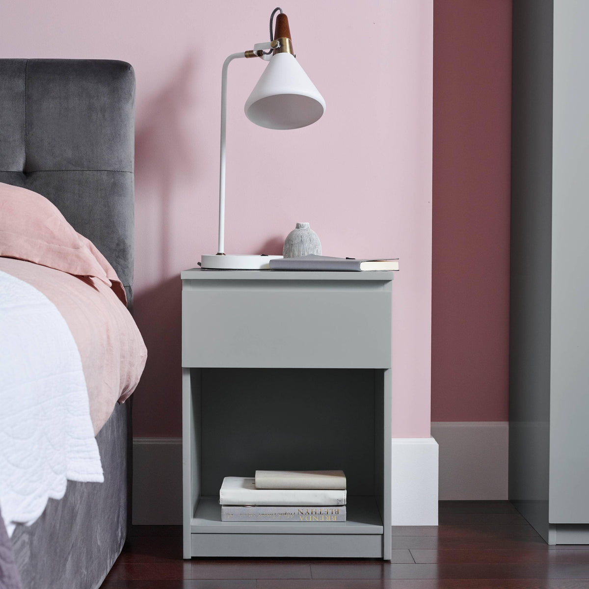 Outlet – Clemmie bedside table - high gloss - grey - Laura James
