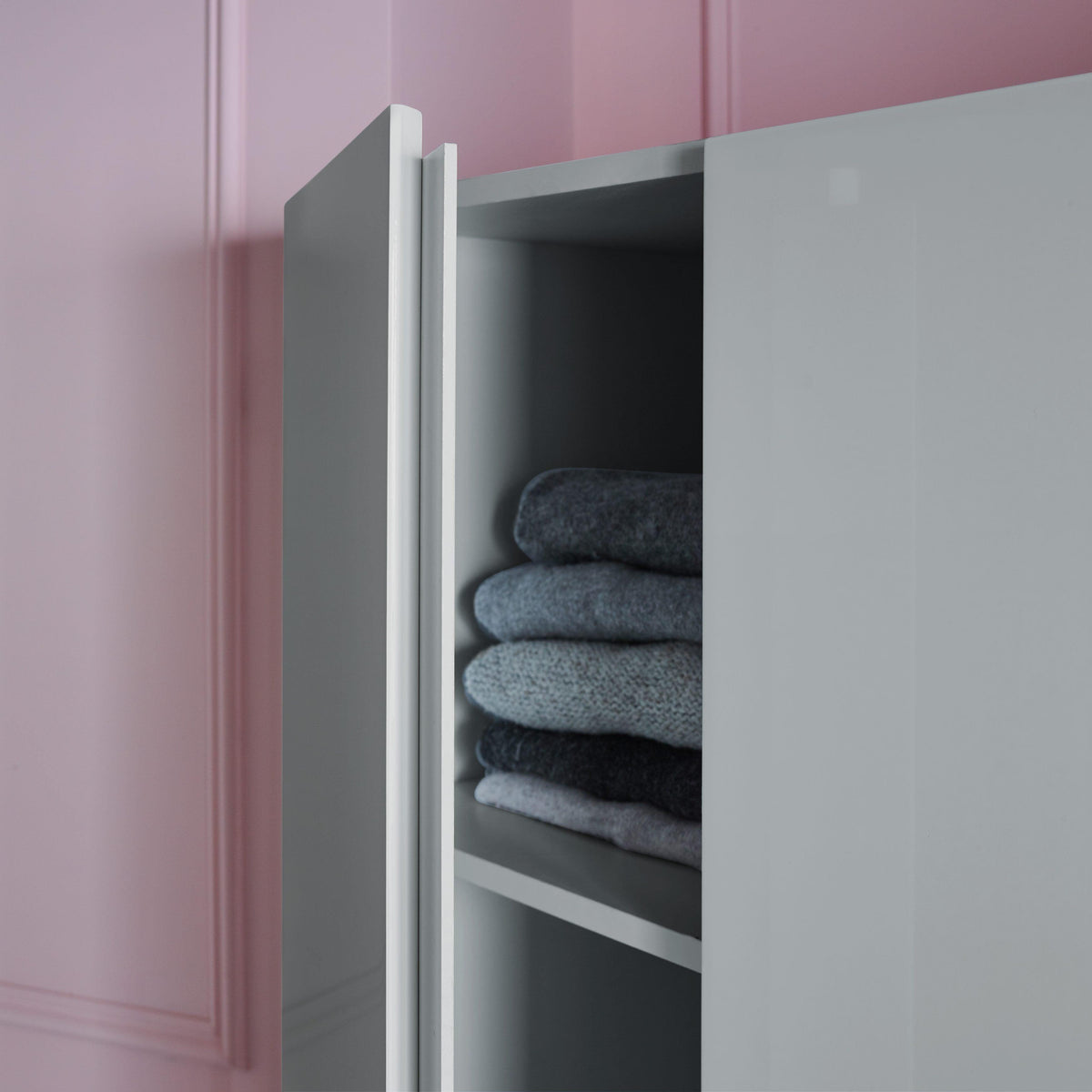 Outlet - Clemmie double Wardrobe - Grey - Laura James