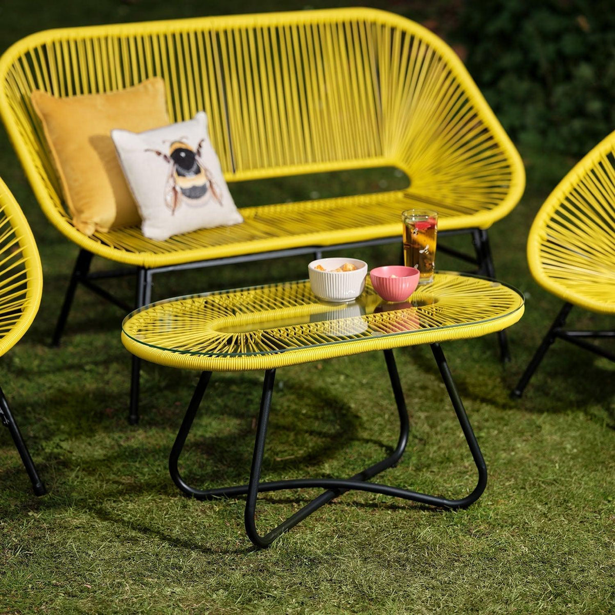 Hebee garden sofa set - yellow - Laura James