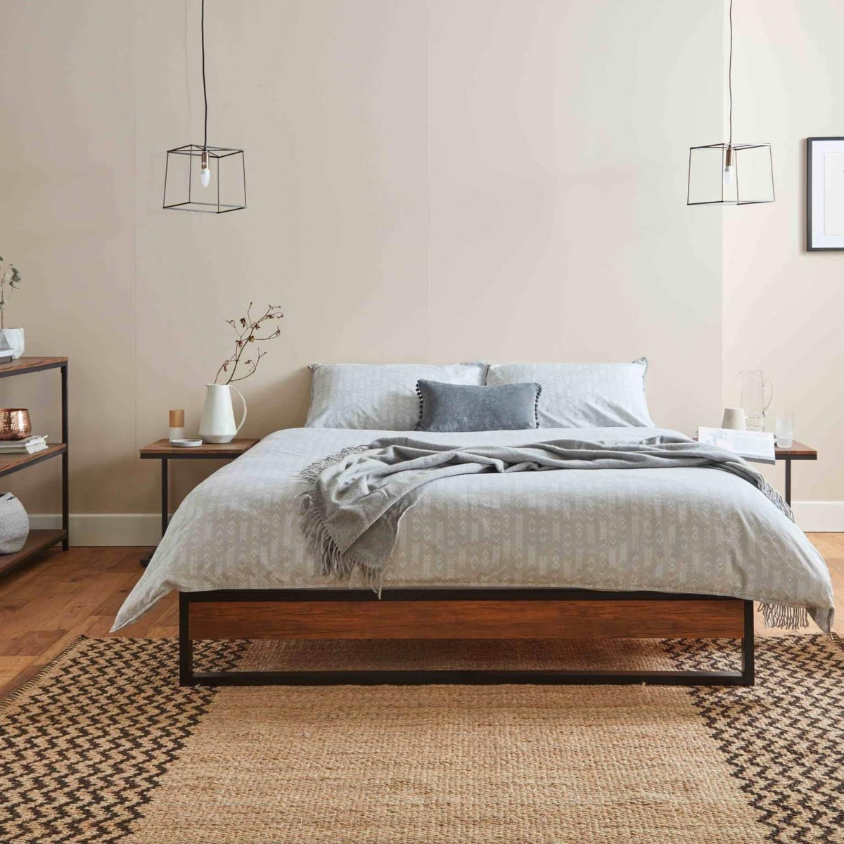 OUTLET-Heeley Metal and Wood bed King - Laura James