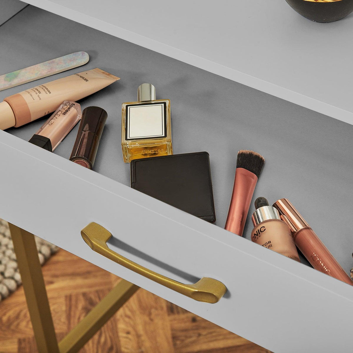 Marie small desk - grey - Laura James