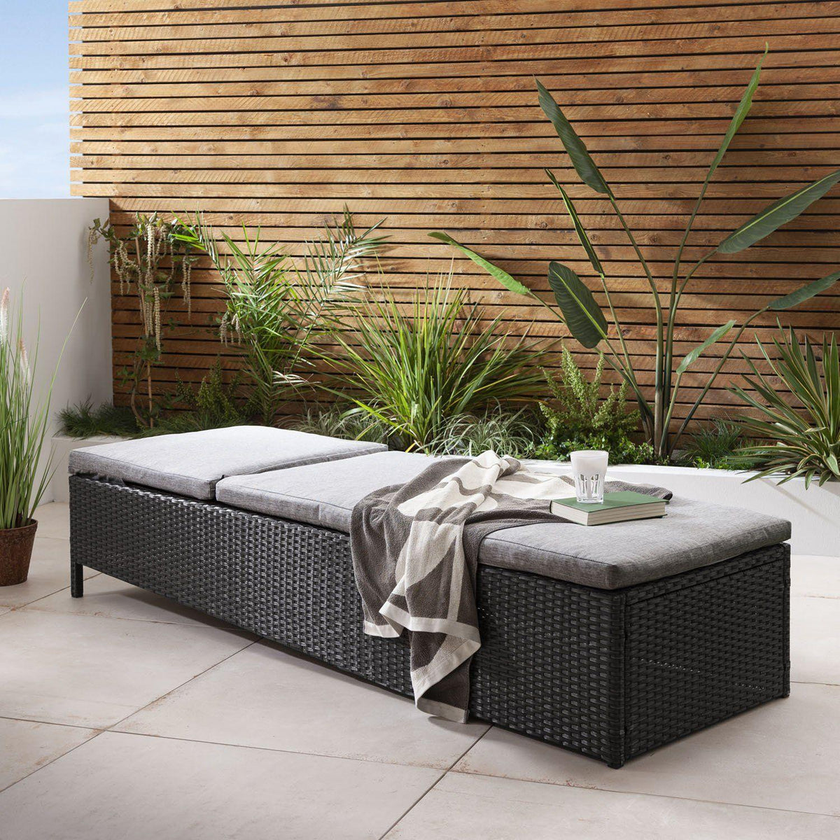 Serina premium sun lounger - black - rattan - Laura James