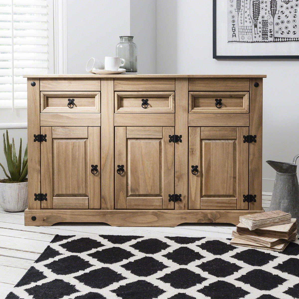 Outlet - Corona 3 door sideboard - Laura James