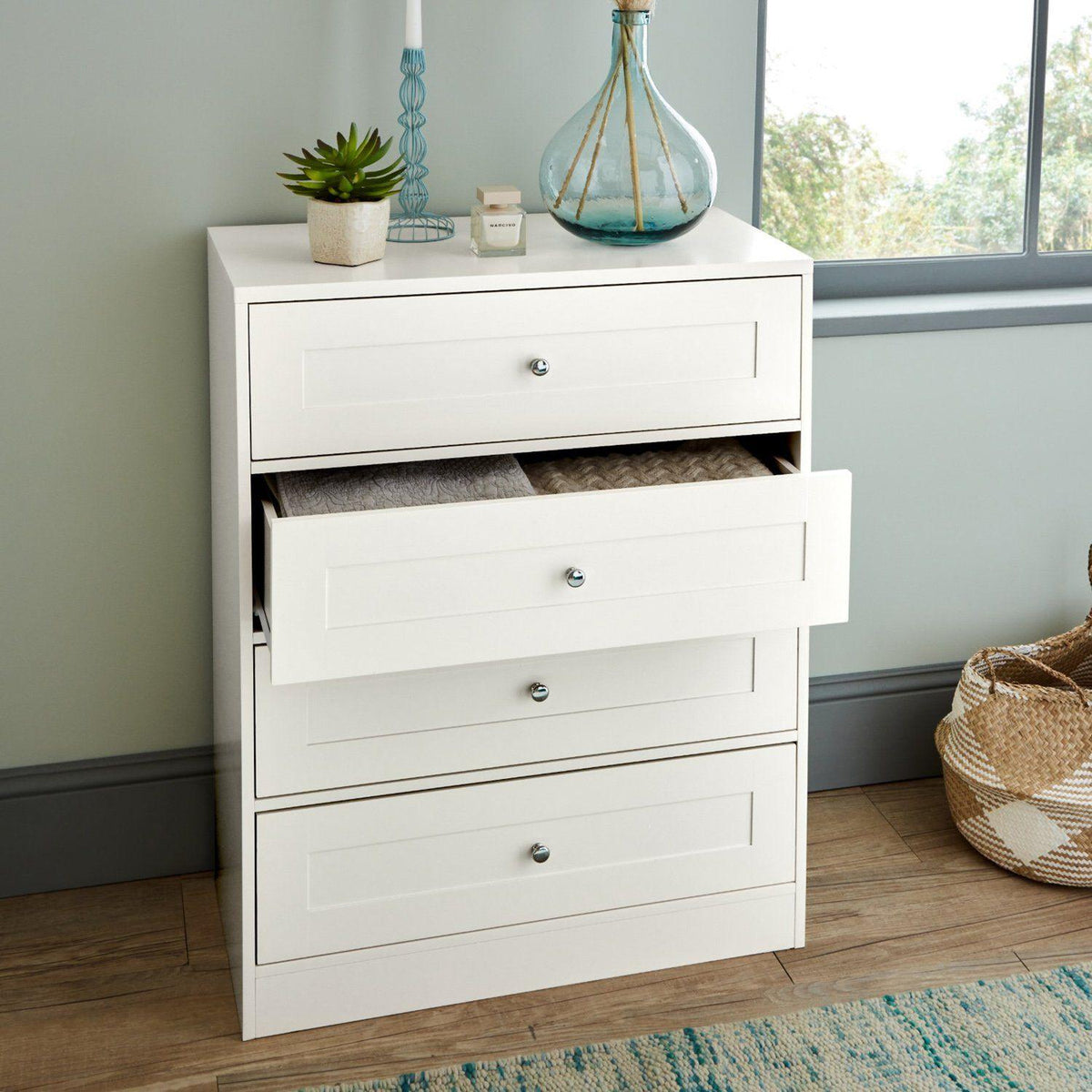 Stevie Shaker Style Bedroom Furniture Set in white - Laura James