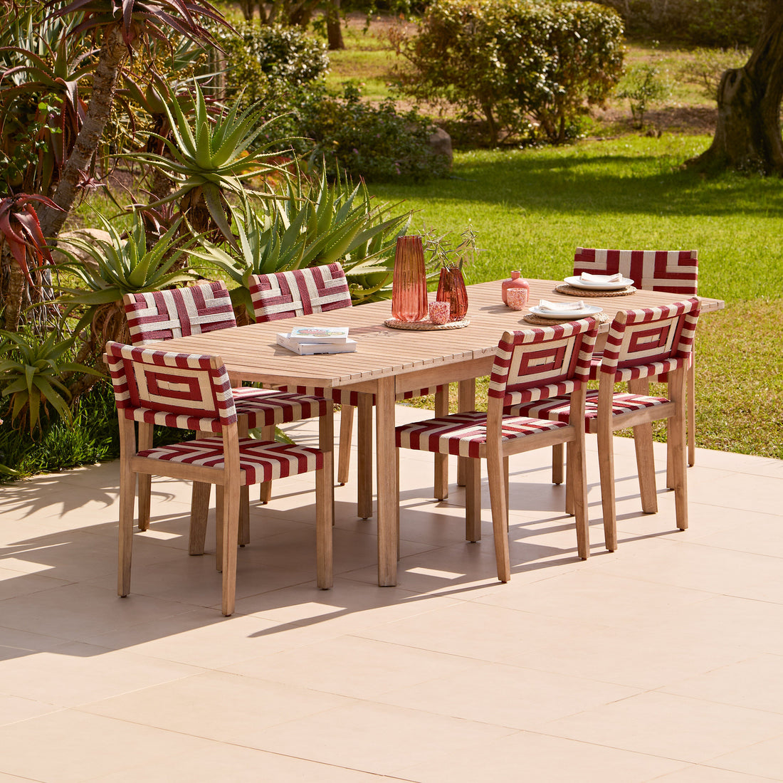 Saffron 6 Seater Extending Wooden Garden Dining Set with Saffron Paprika/Beige Chairs