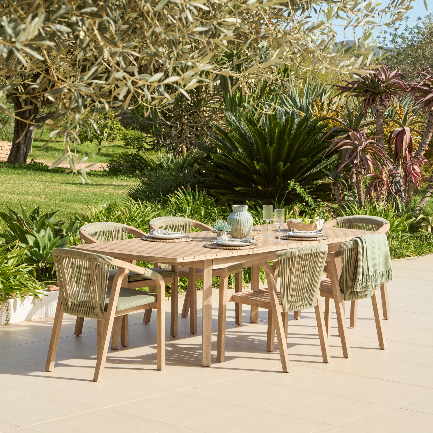 6 Seater Garden Dining Sets - Laura James