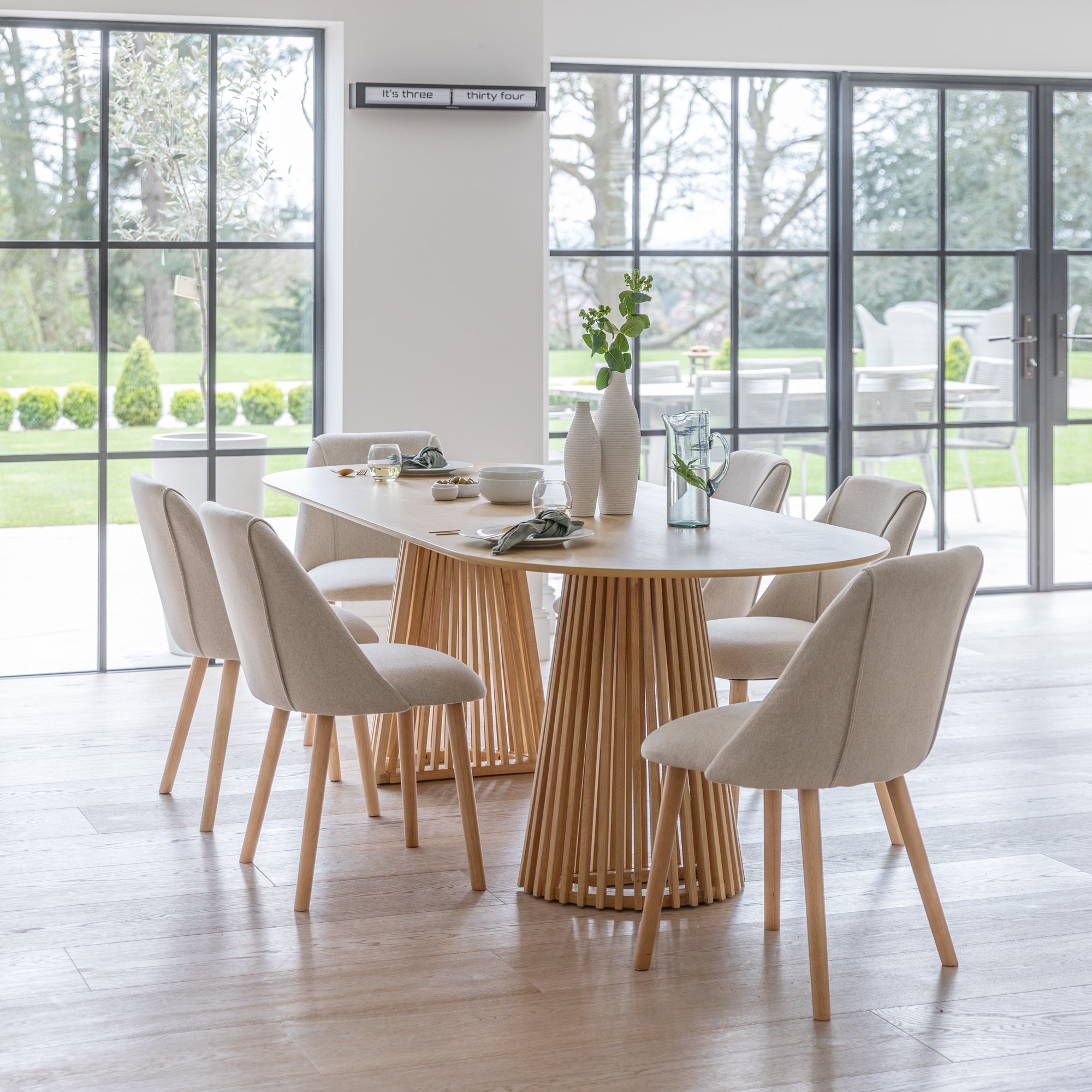 6-8 Seater Tables