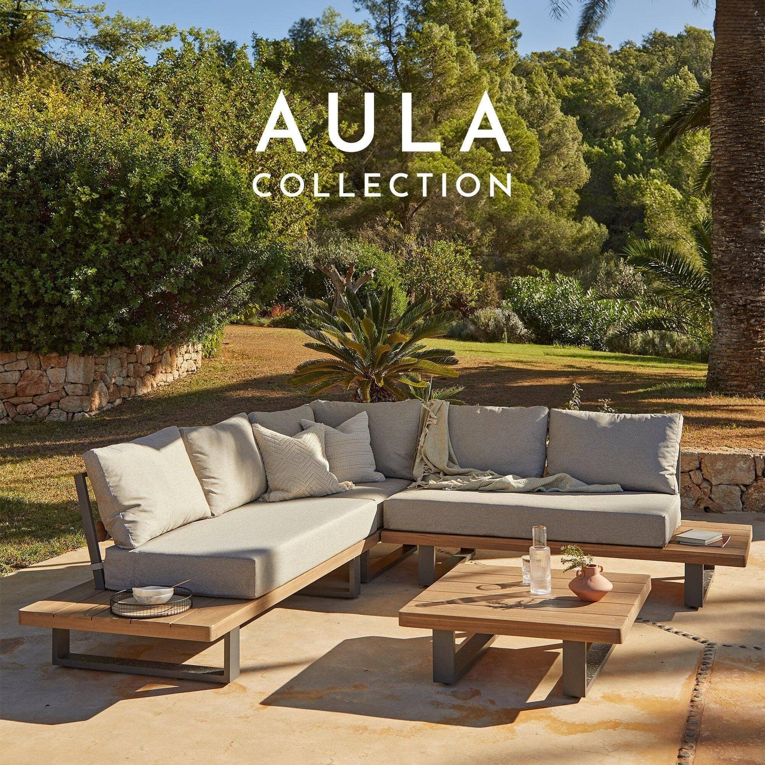 AULA Collection - Laura James