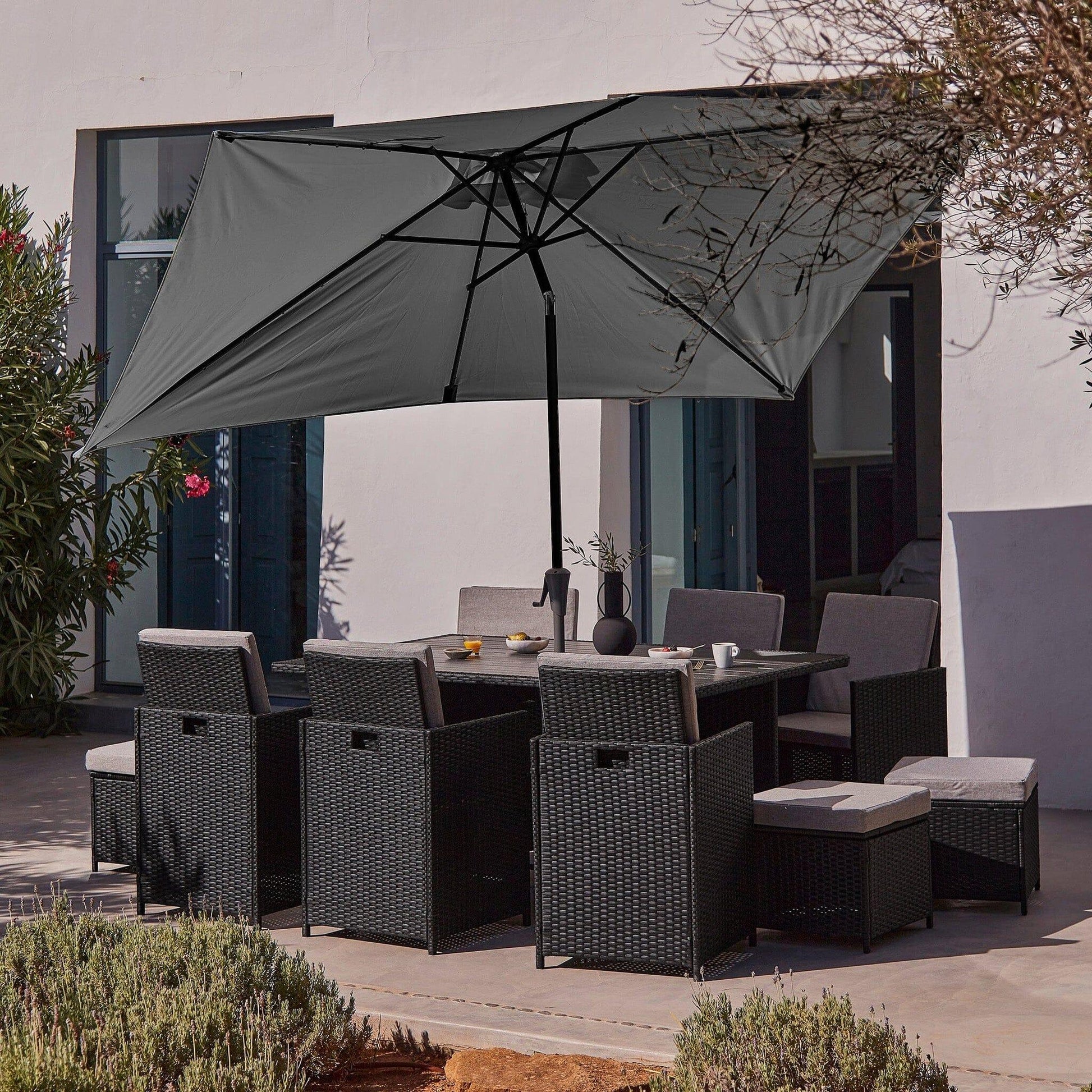 10 Seater Rattan Cube Outdoor Dining Set with Grey Parasol - Black Weave Polywood Top