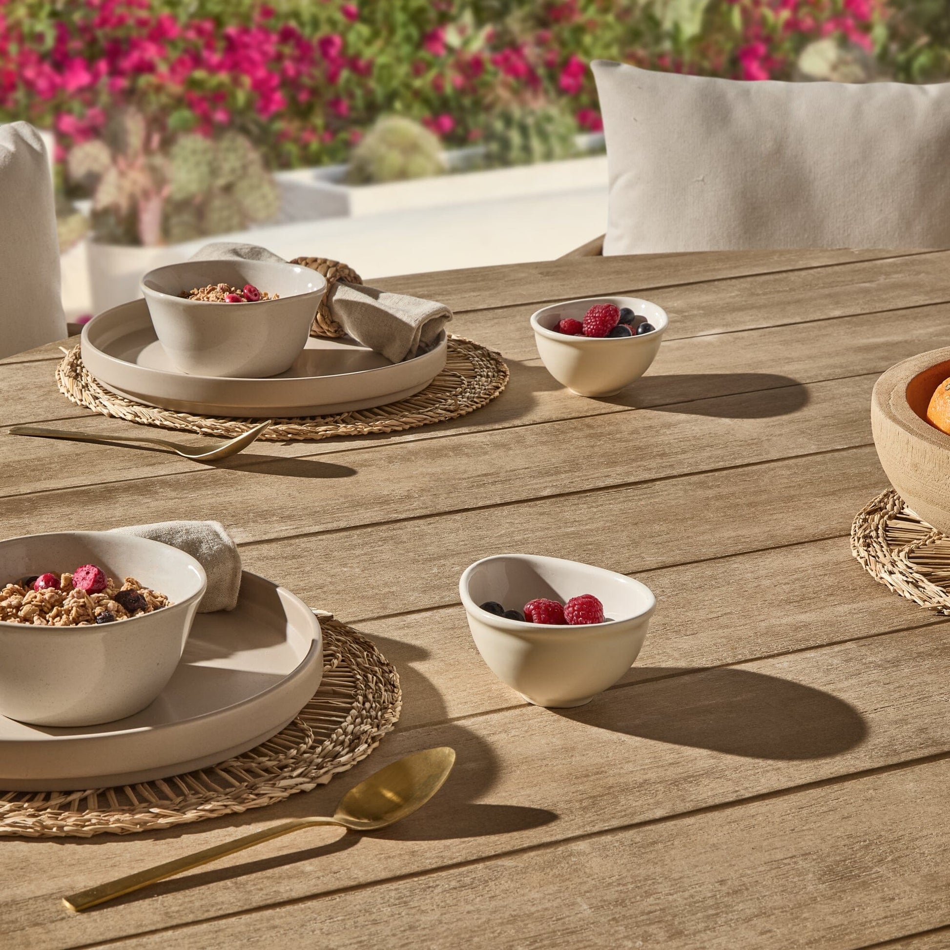 6_IMANI_CHAIRS_WITH_SHIRO_160CM_ROUND_TABLE_3_RT
