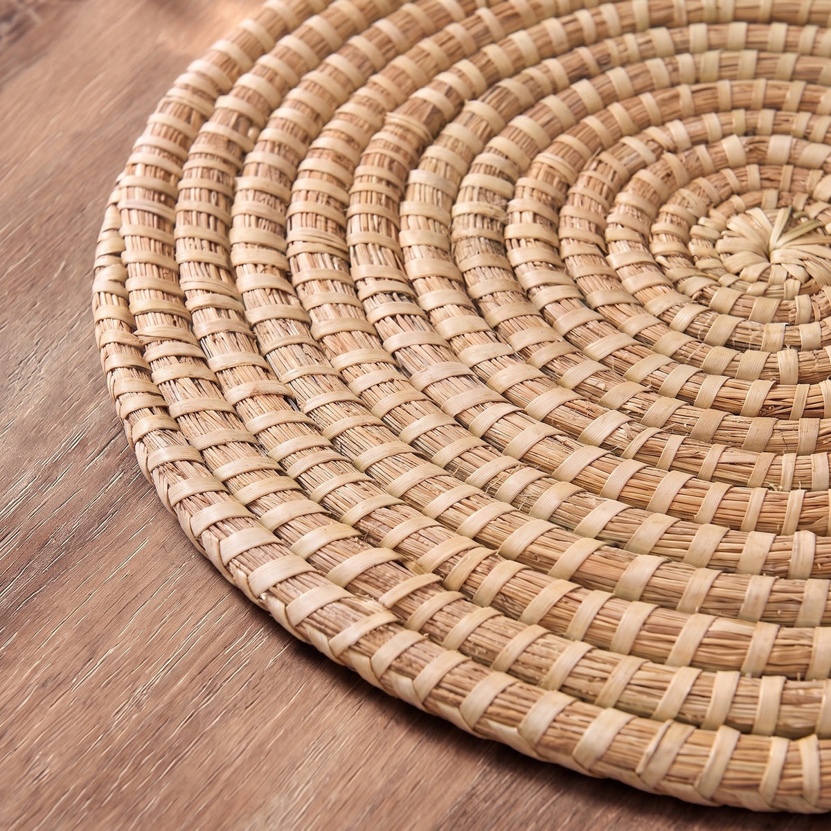 Magura 35cm Round Sea Grass Placemats - Set of 4 - Natural