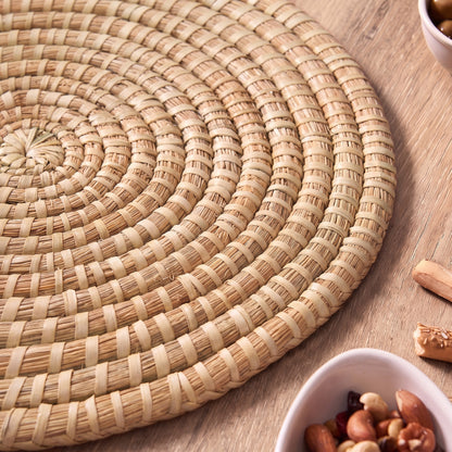 Magura 35cm Round Sea Grass Placemats - Set of 4 - Natural