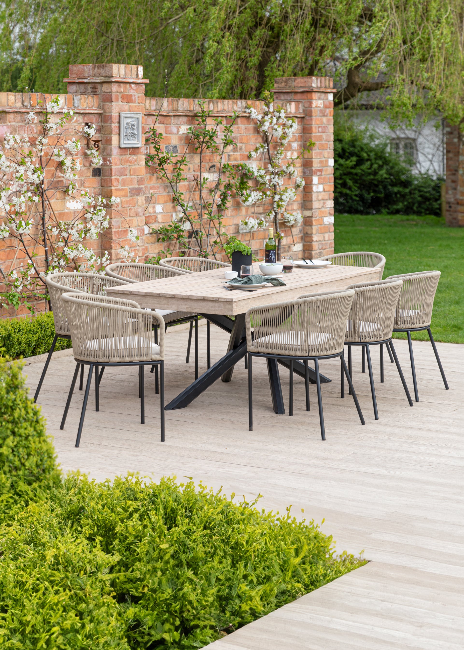 Laura James® Home & Garden Furniture for everyday living