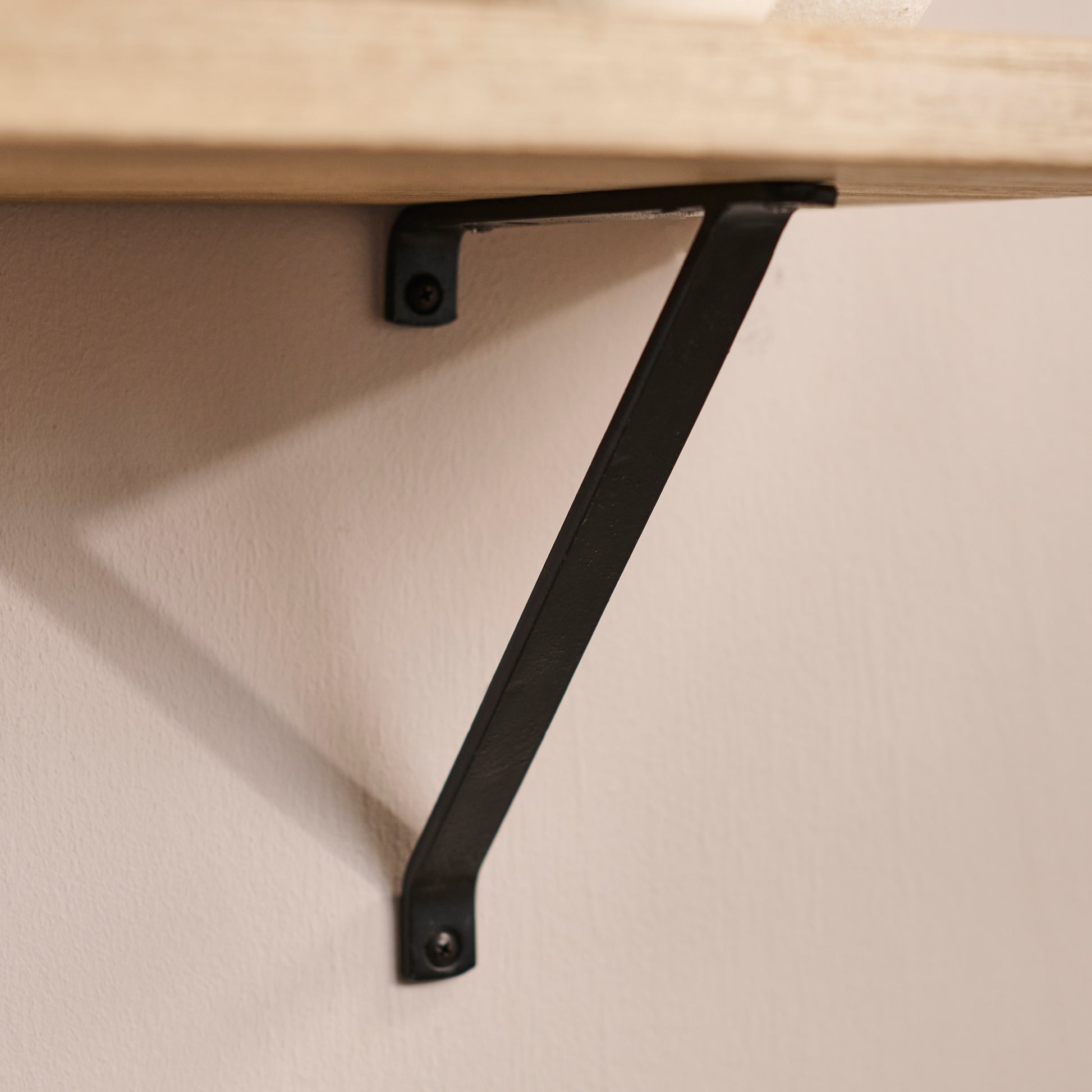 Atlas 75cm Mango Wood Wall Shelf - Whitewash - Laura James