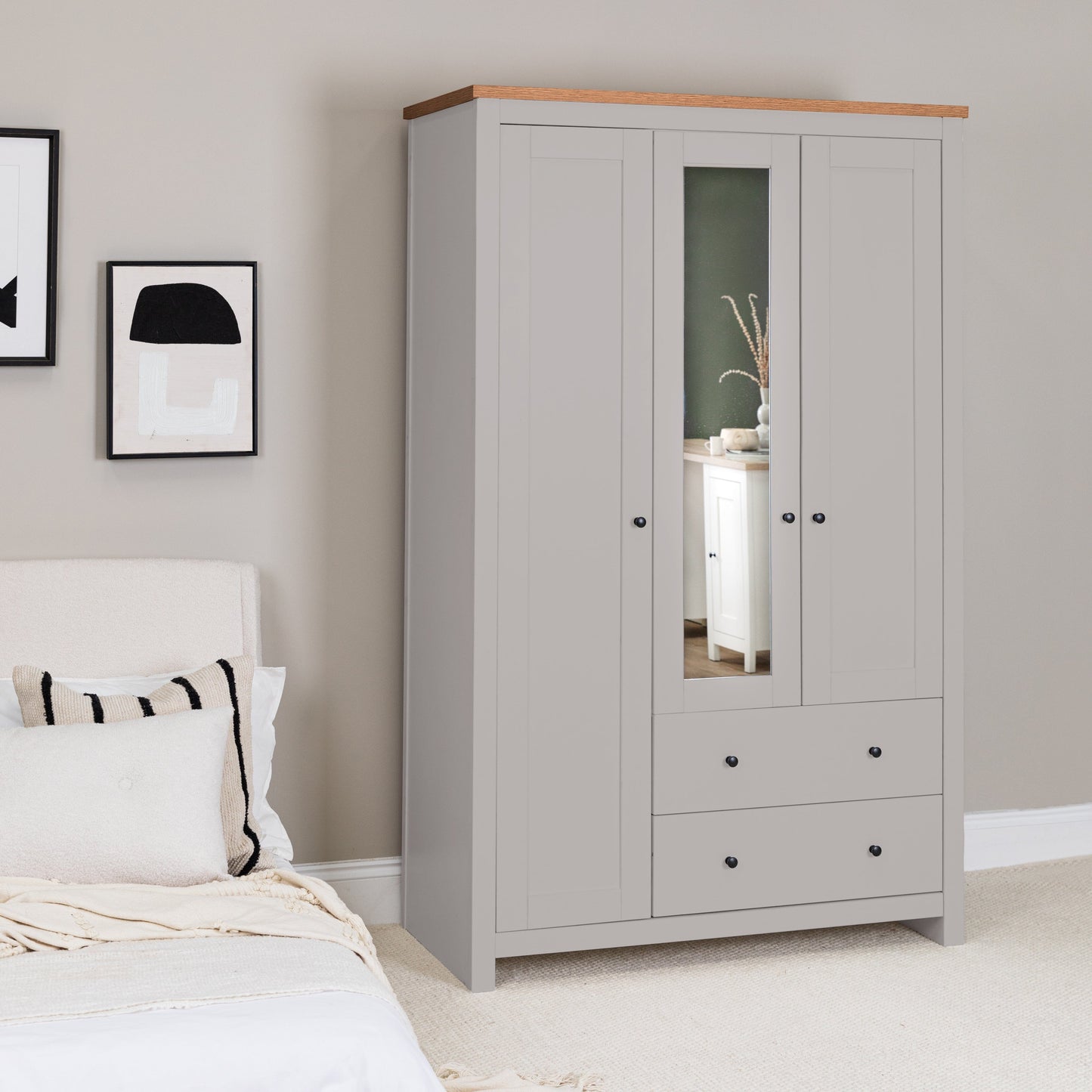 Outlet - Bampton 3 Door Wardrobe with 2 Drawers - Stone Grey