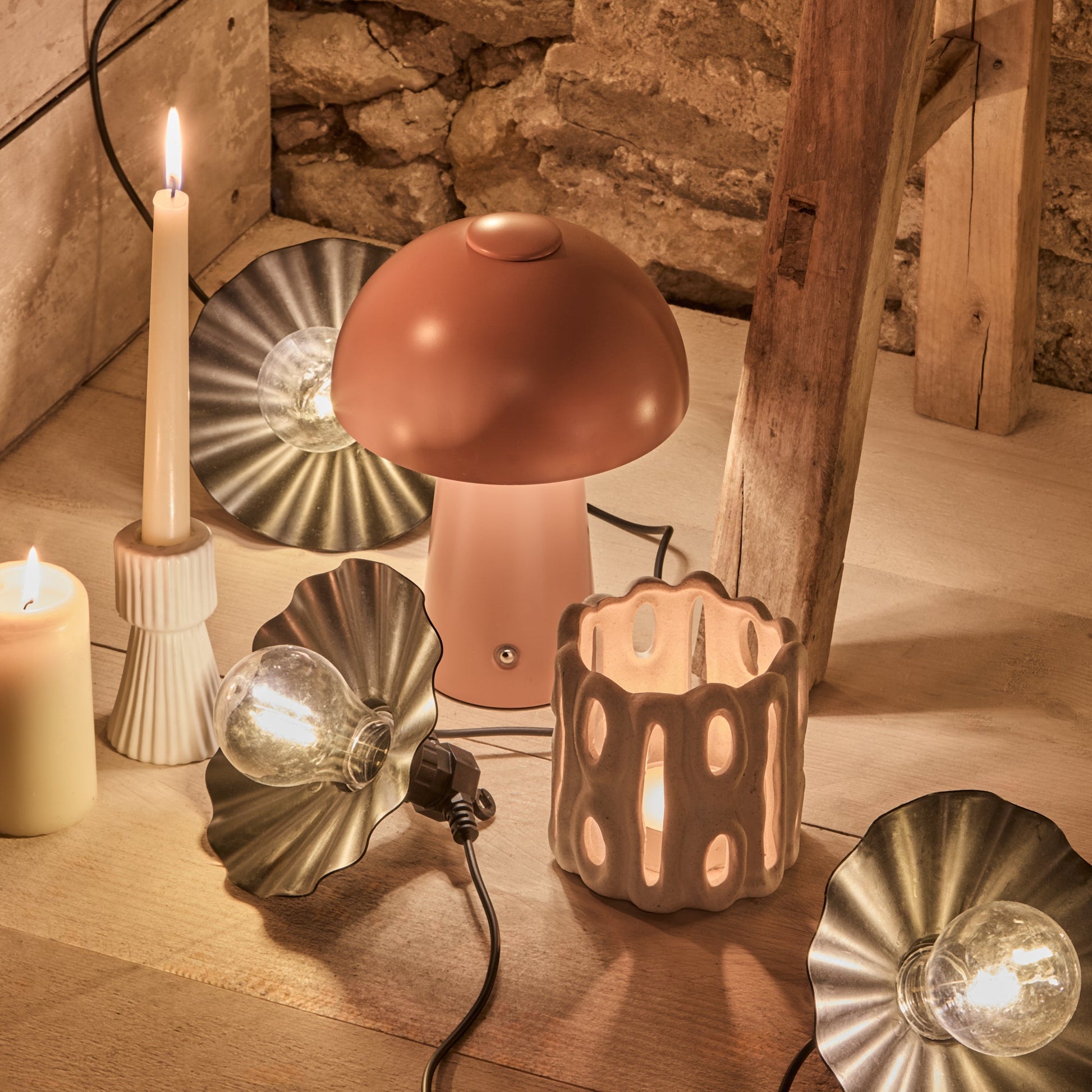 Brockhill Rechargeable Lamp - Blush Pink - Laura James