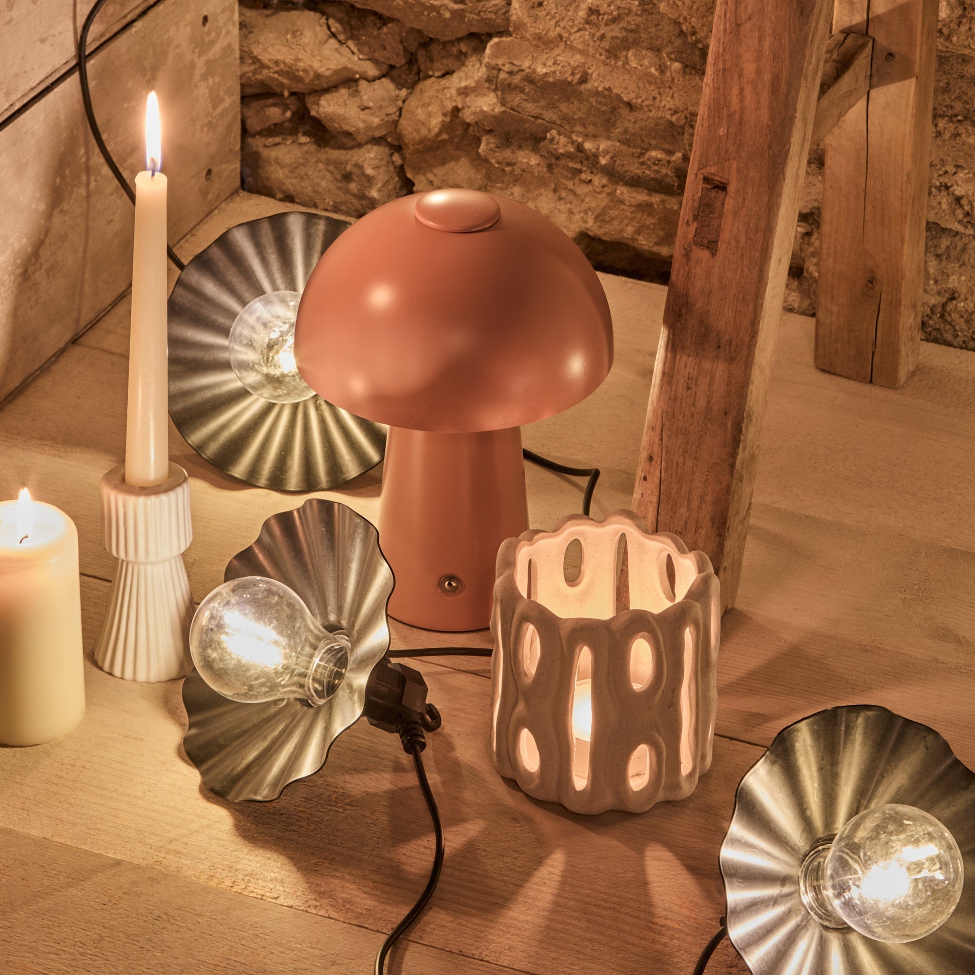 Brockhill Rechargeable Lamp - Blush Pink - Laura James