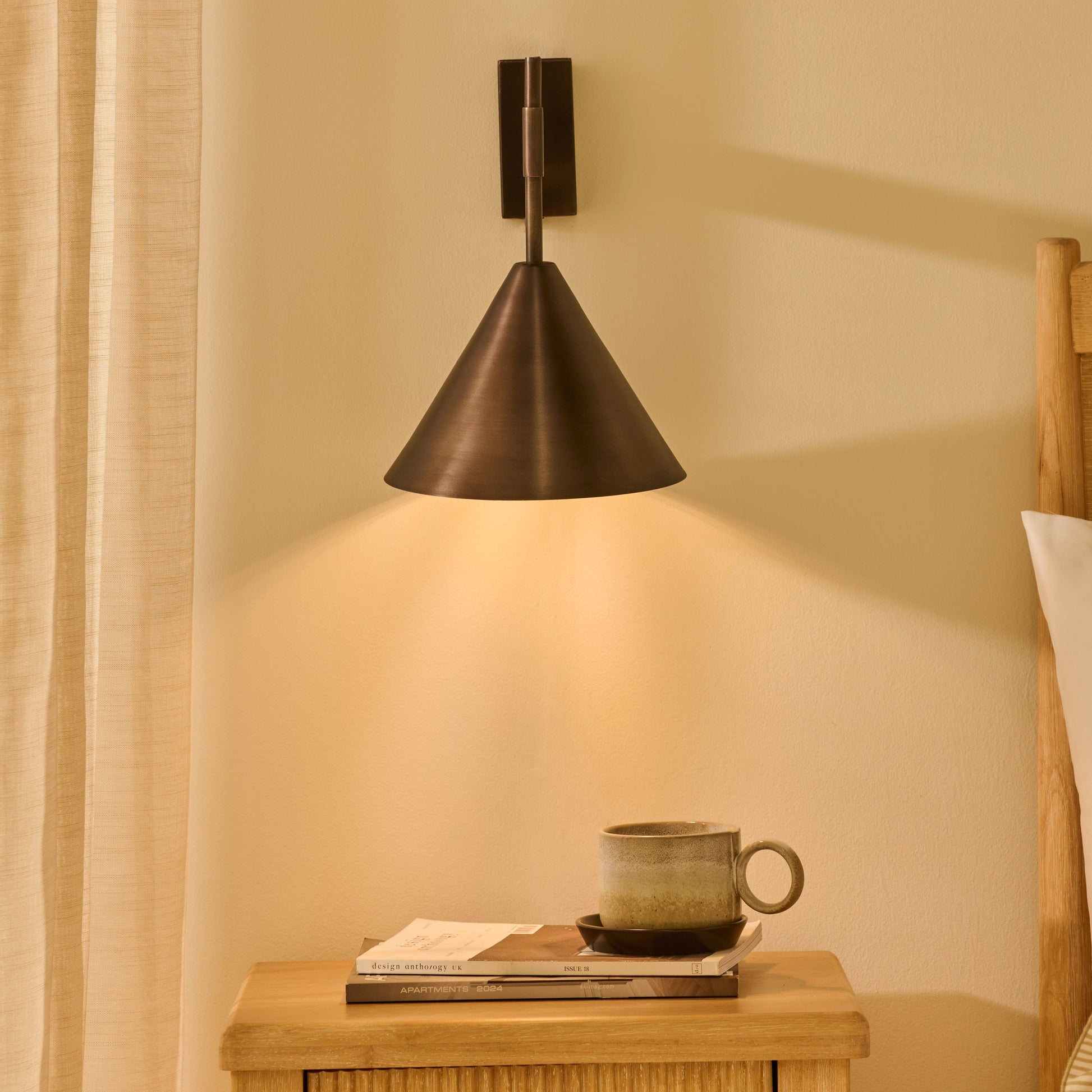 Brockhill_28cm_Metal_Wall_Light_Bronze-6 - Laura James