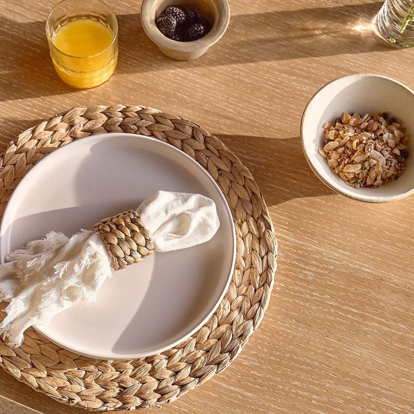 Carter Whitewash Dining Table with 6 Freya Boucle Dining Chairs with Whitewash Legs - Laura James 
