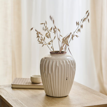 Chera 19cm Ceramic Vase - Off White - Laura James
