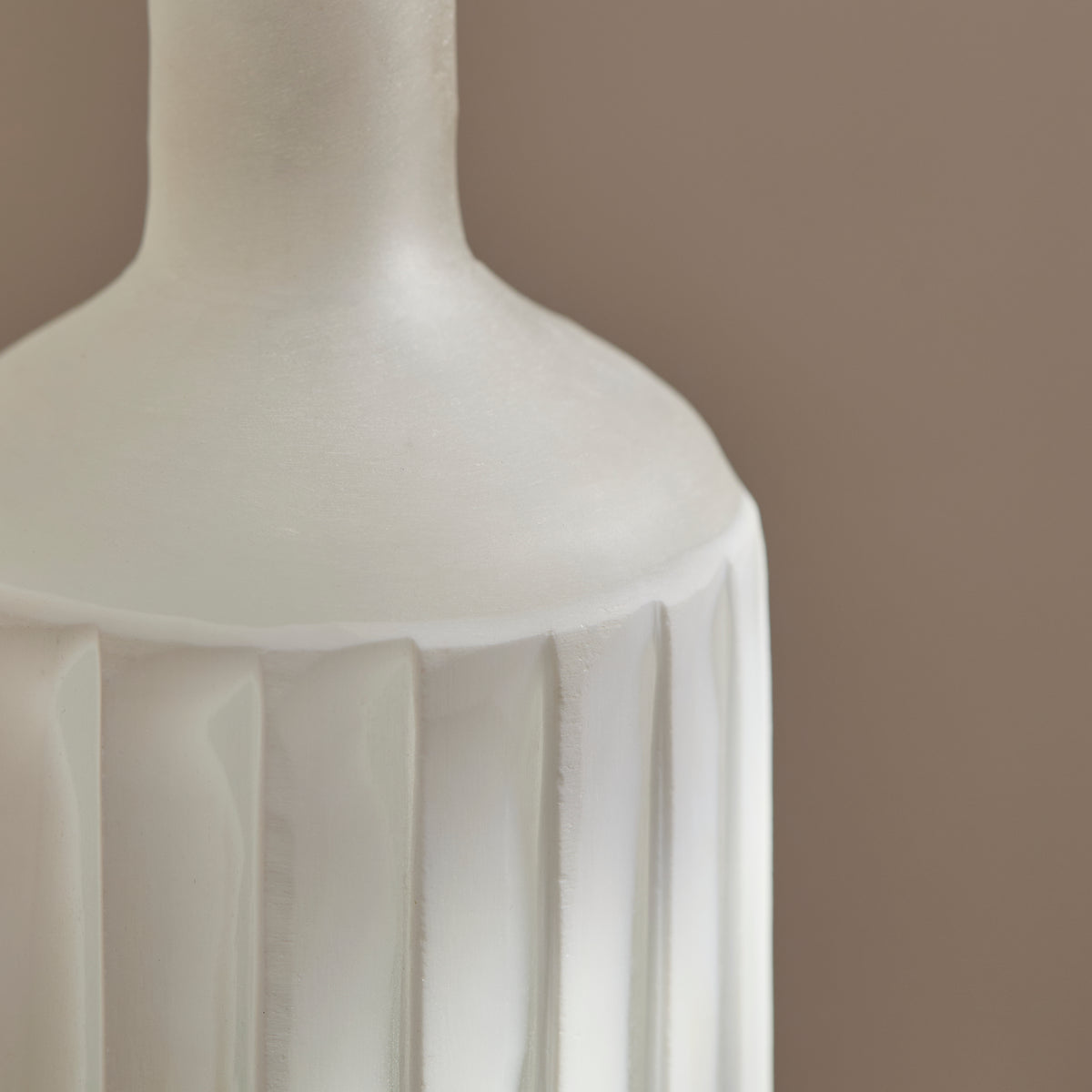 Levanto 24cm Glass Vase - White - Laura James 