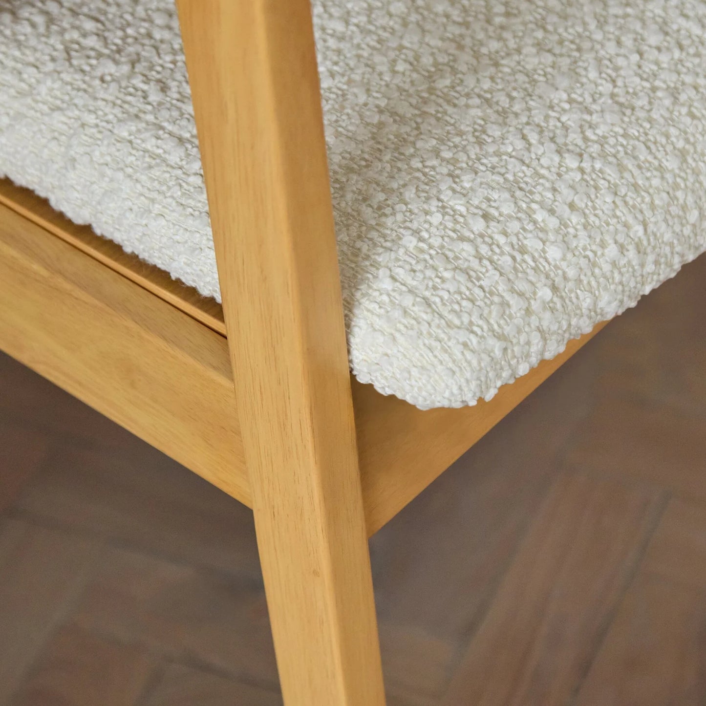 Olivia 160-240cm Pale Oak Dining Table Set - 6 Seater - Ella Off White Boucle Dining Chairs - Pale Oak Legs