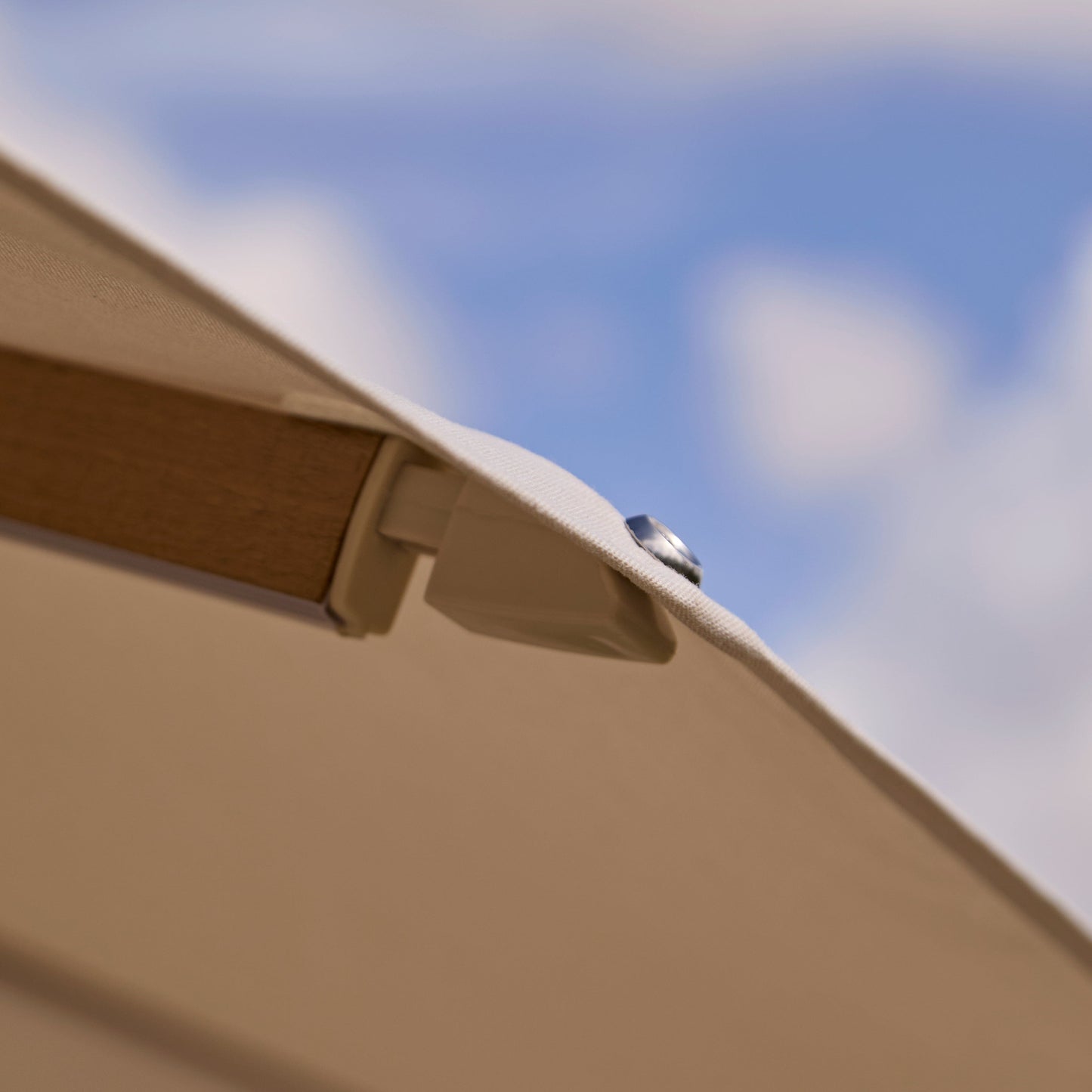 Ivory Cantilever LED Parasol - 3m - Laura James