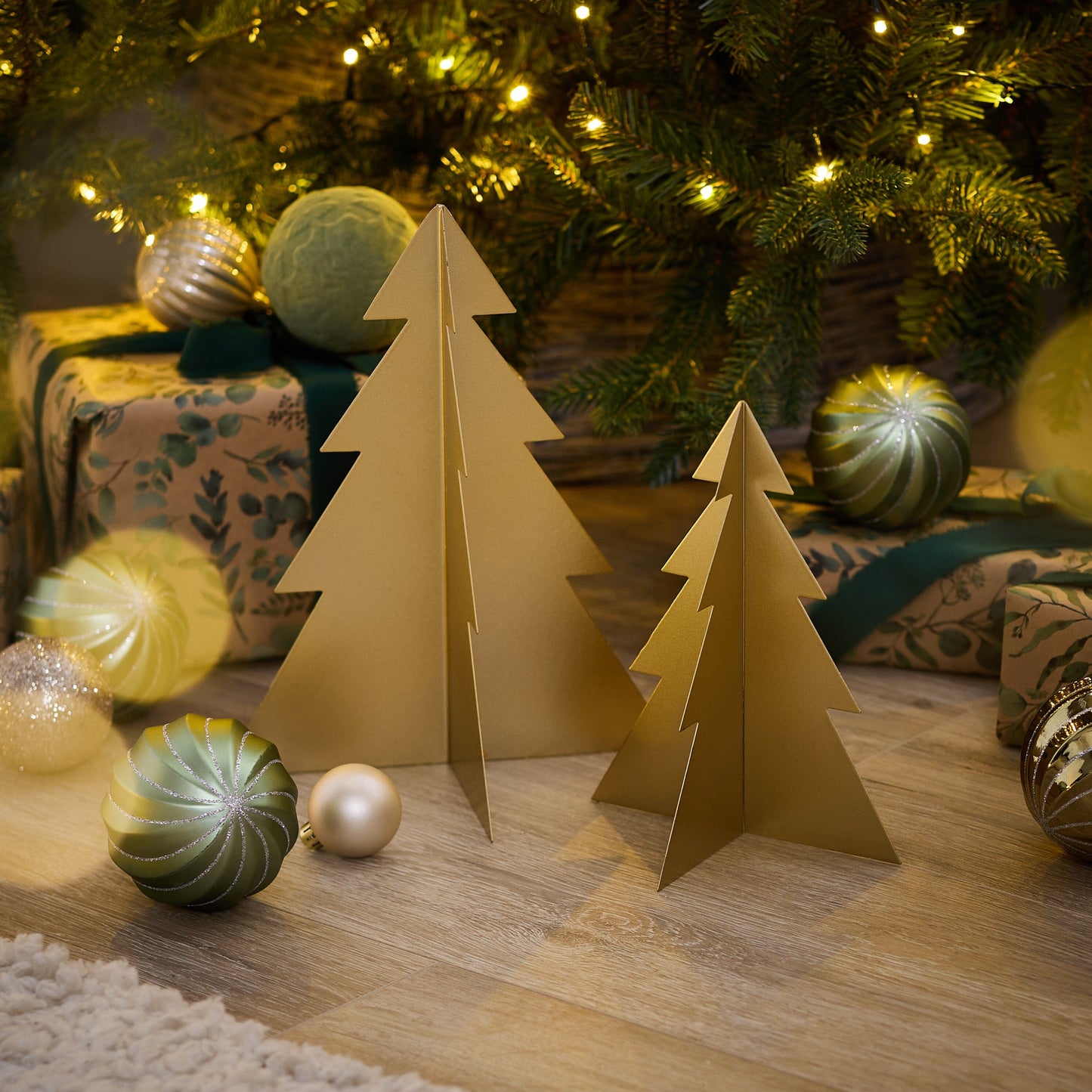 Falun 25cm Metal Tree Ornament - Gold - Laura James