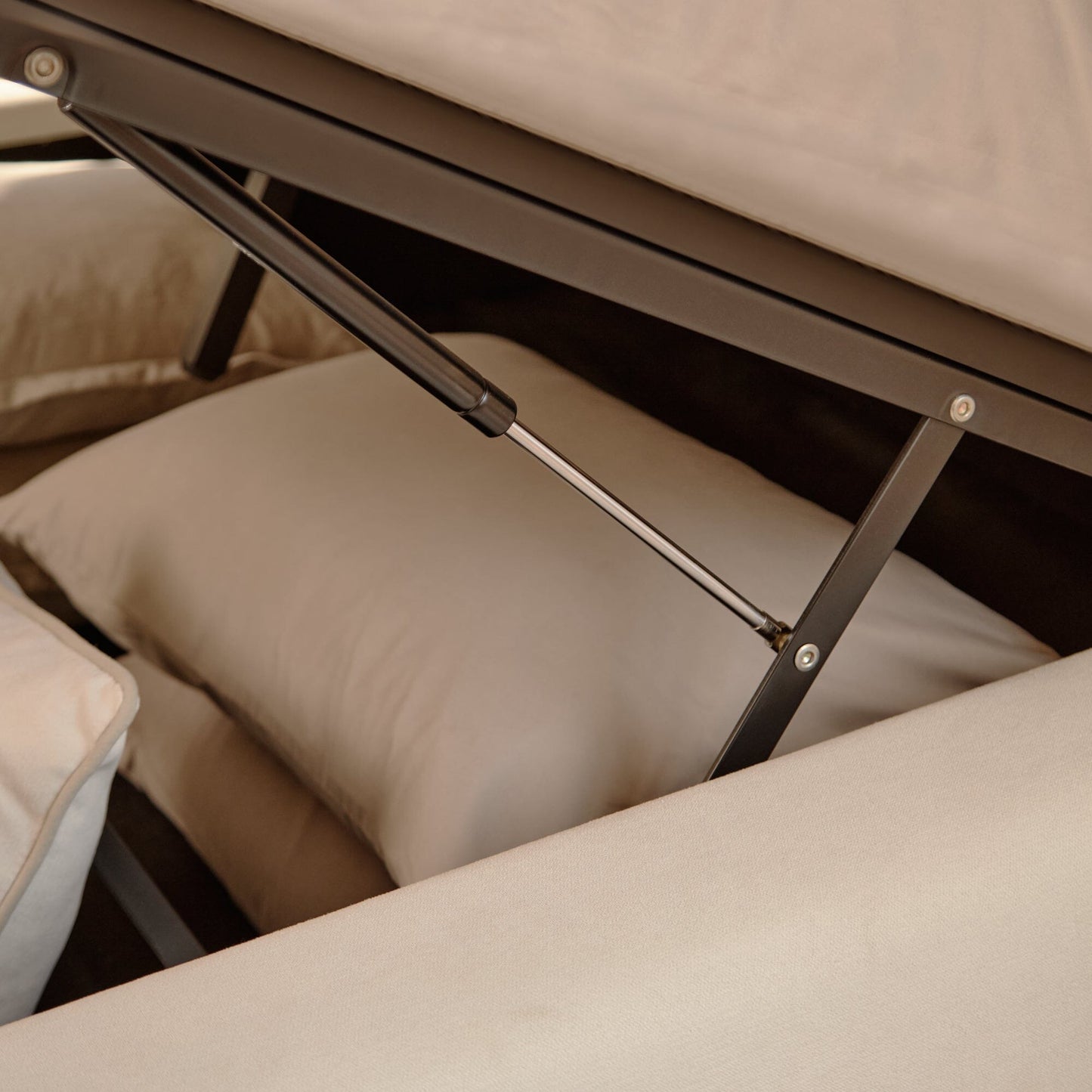 Farrah King Ottoman Bed - Ivory - Laura James