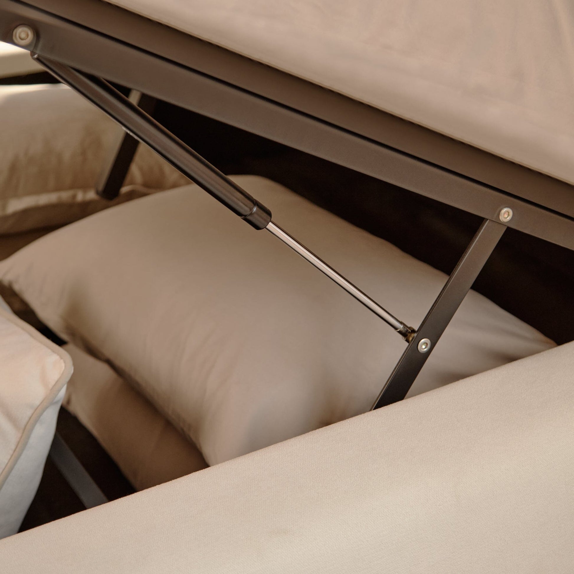 Farrah King Ottoman Bed - Ivory - Laura James
