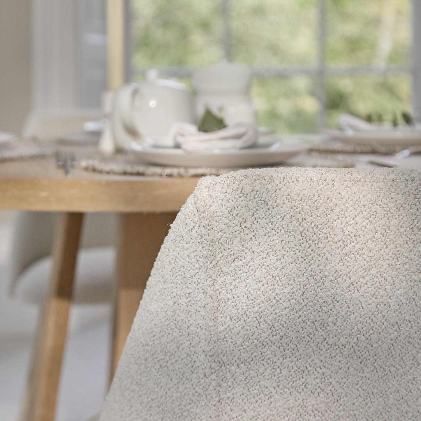 Farren 120cm Whitewash Oak Round Dining Table Set - 4 Seater - Freya Oat Boucle Dining Chairs with Whitewash Legs - Laura James