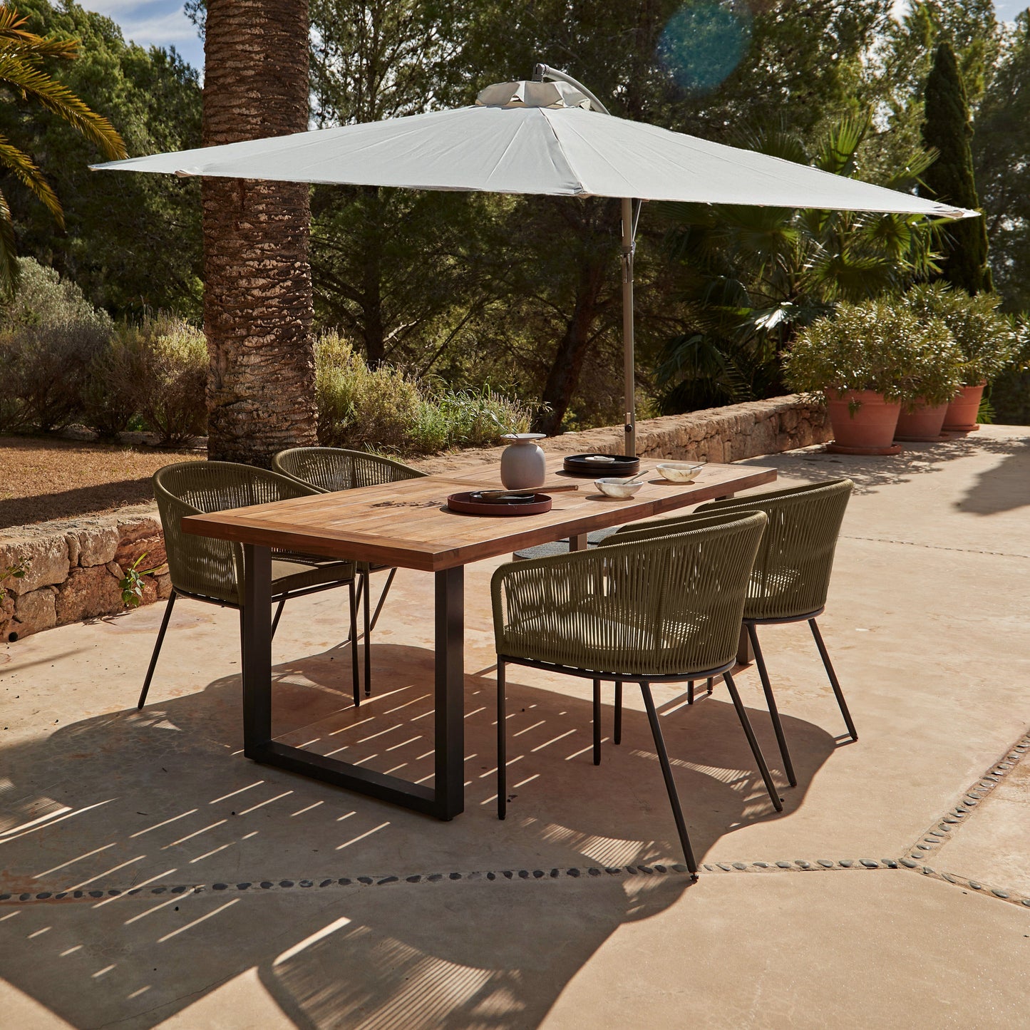 Hali 4 Seater Wooden Outdoor Dining Set with Cream Parasol & Hali Green Chairs - 175cm
