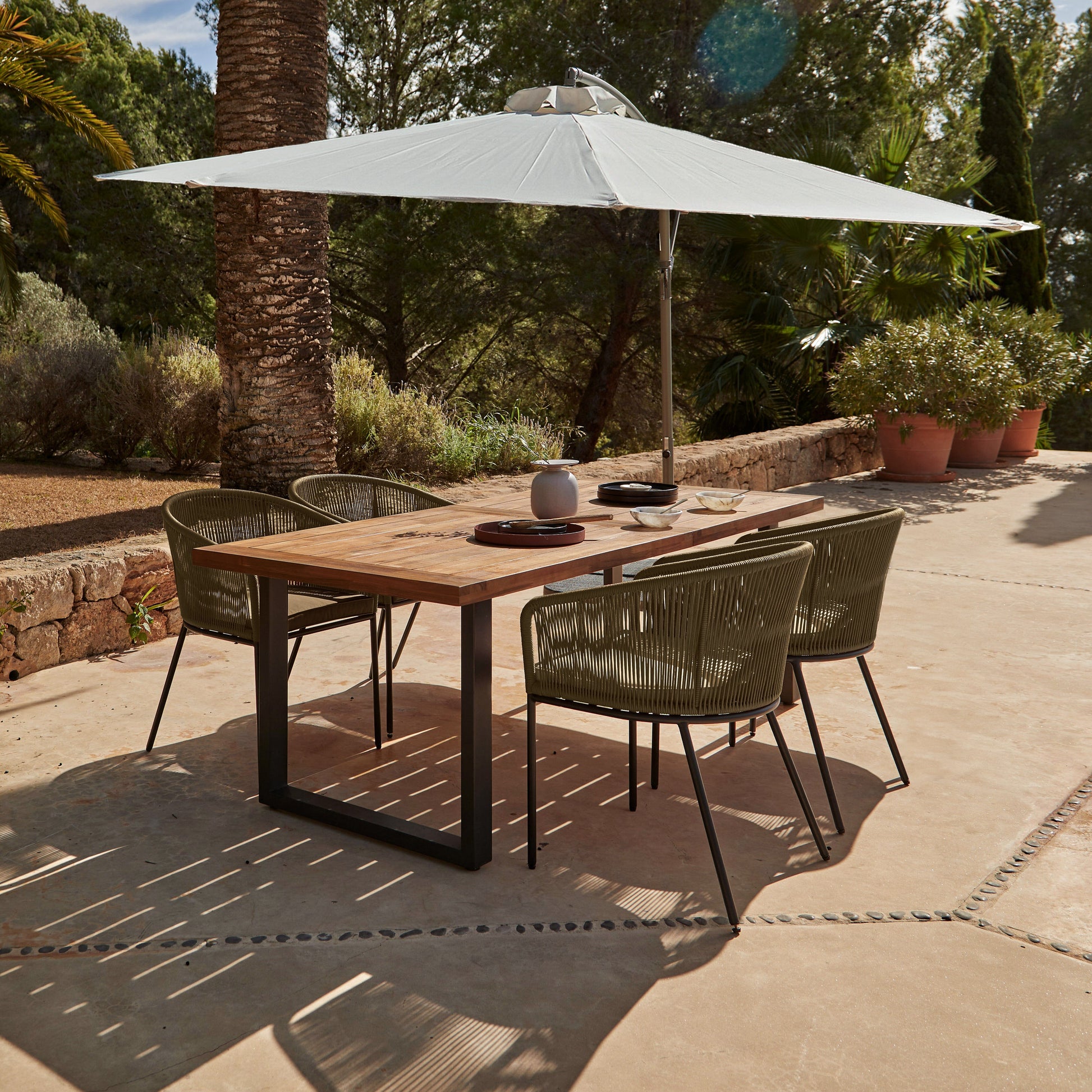 Hali 4 Seater Wooden Outdoor Dining Set with Cream Parasol & Hali Green Chairs - 175cm