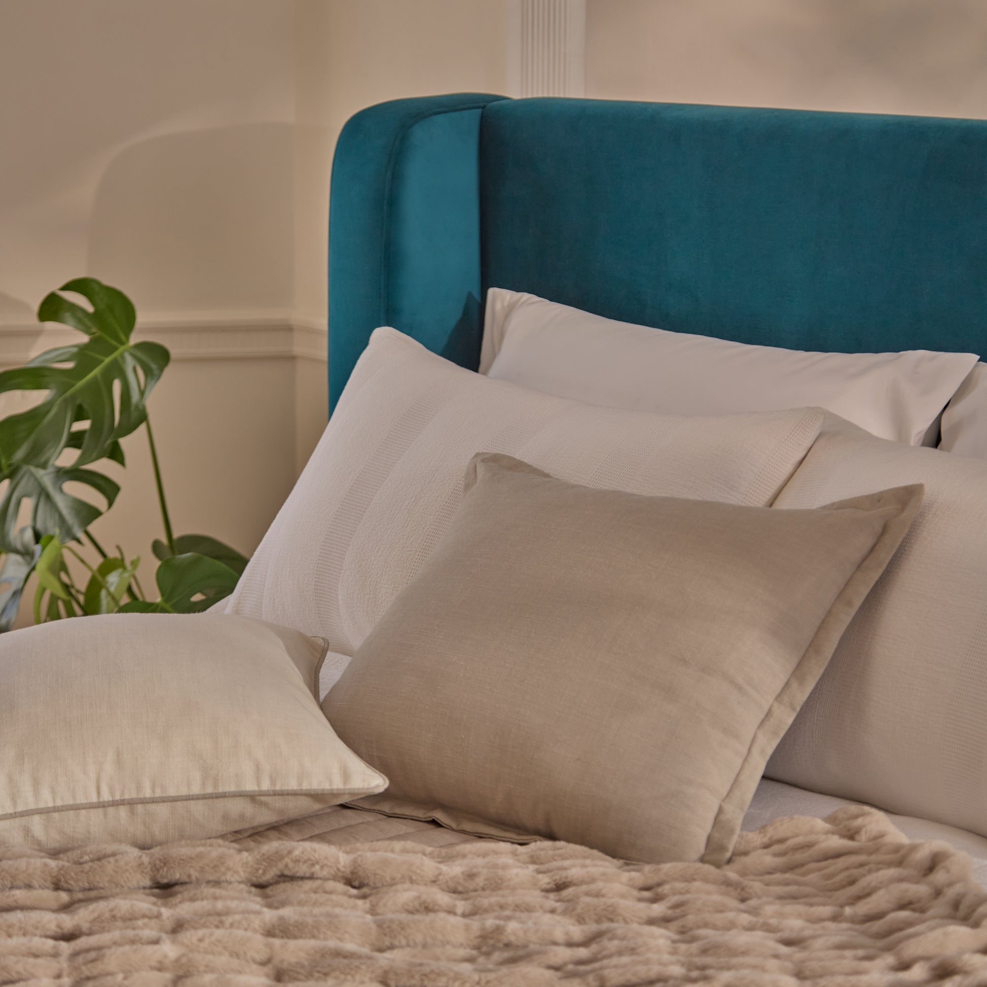 Hannah King Ottoman Bed - Deep Teal - Laura James