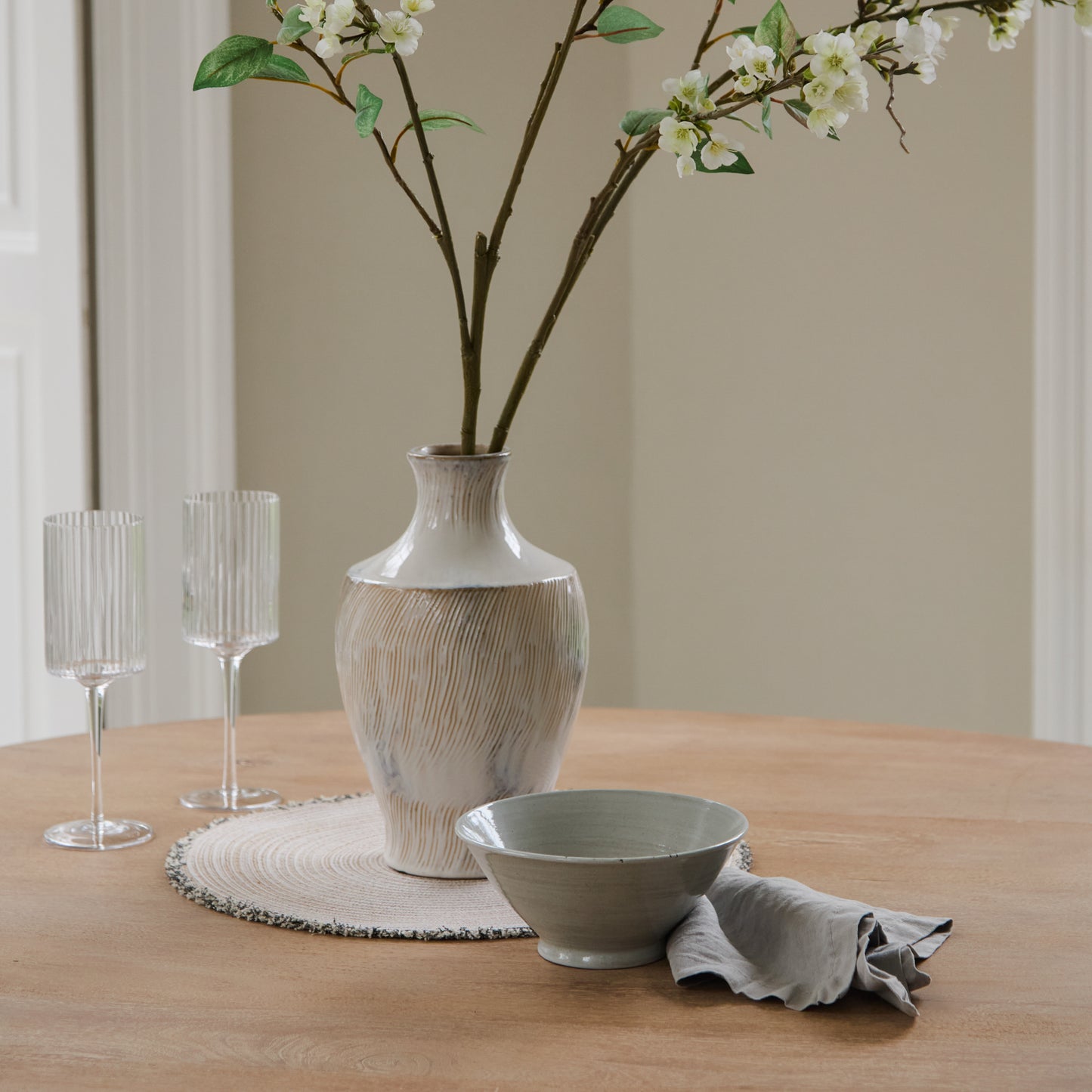 Imogen Chalked Mango Wood Round Dining Table - 120cm - Laura James
