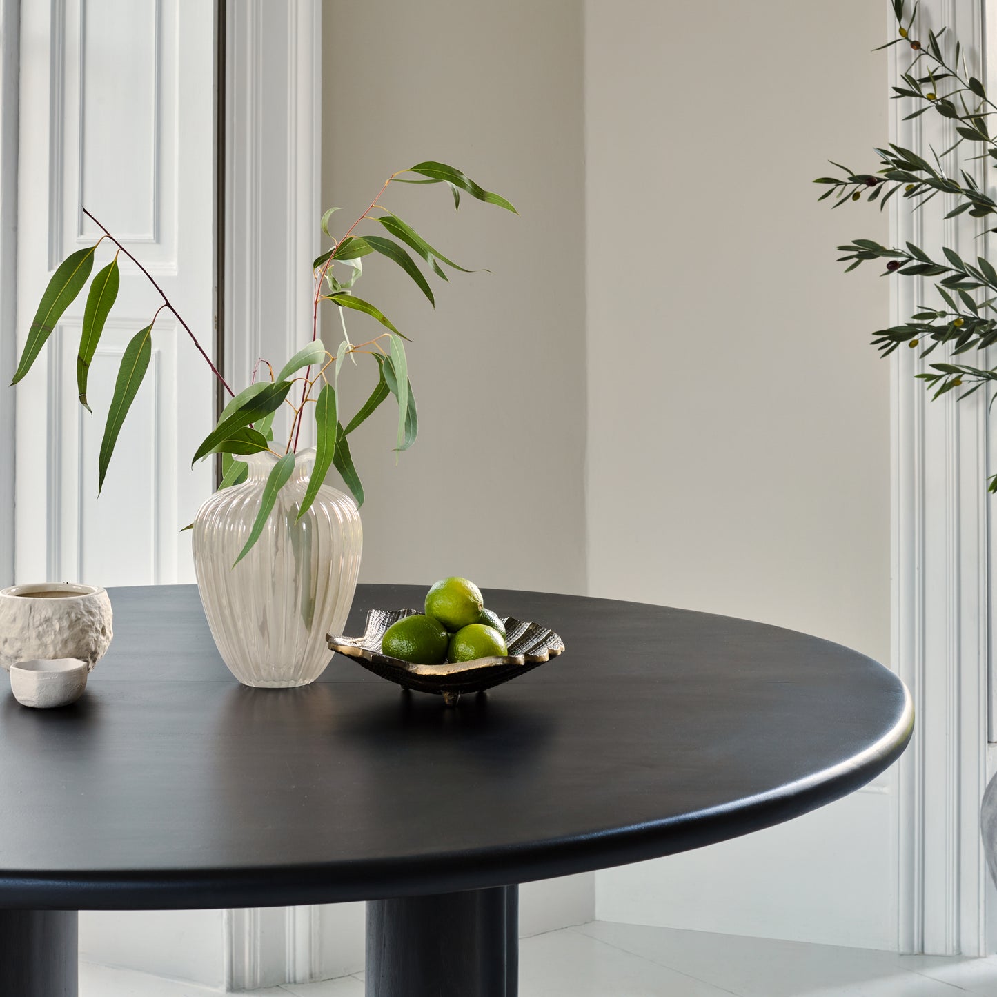 Imogen Jet Black Mango Wood Round Dining Table - 120cm - Laura James