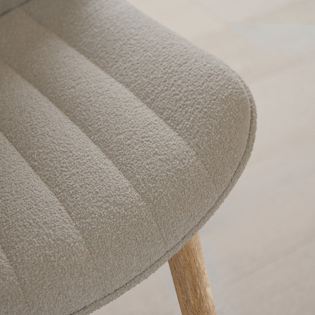 Bella Light Beige Boucle Dining Chair - Set of 2 - Chalked Mango Wood Legs - Laura James 