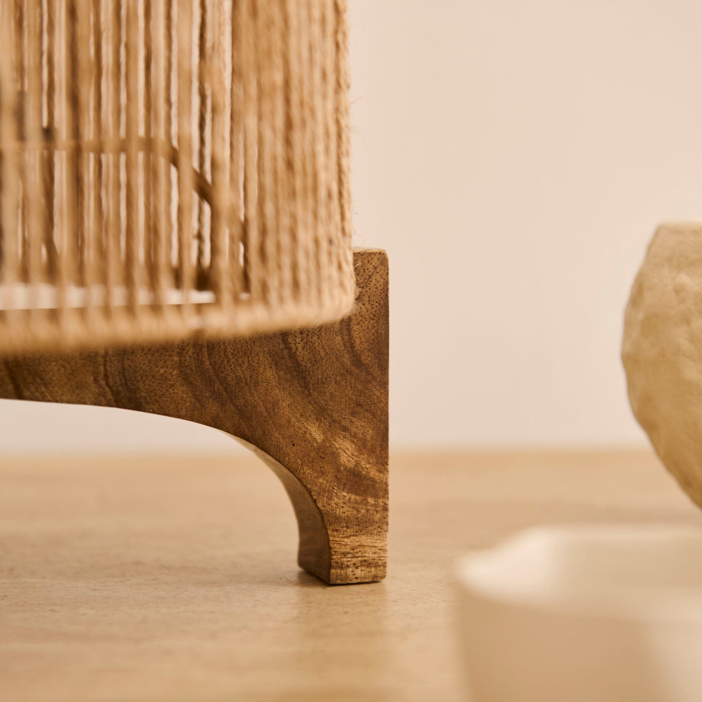 Konduru Natural Jute & Mango Wood Table Lamp - 30cm - Laura James 