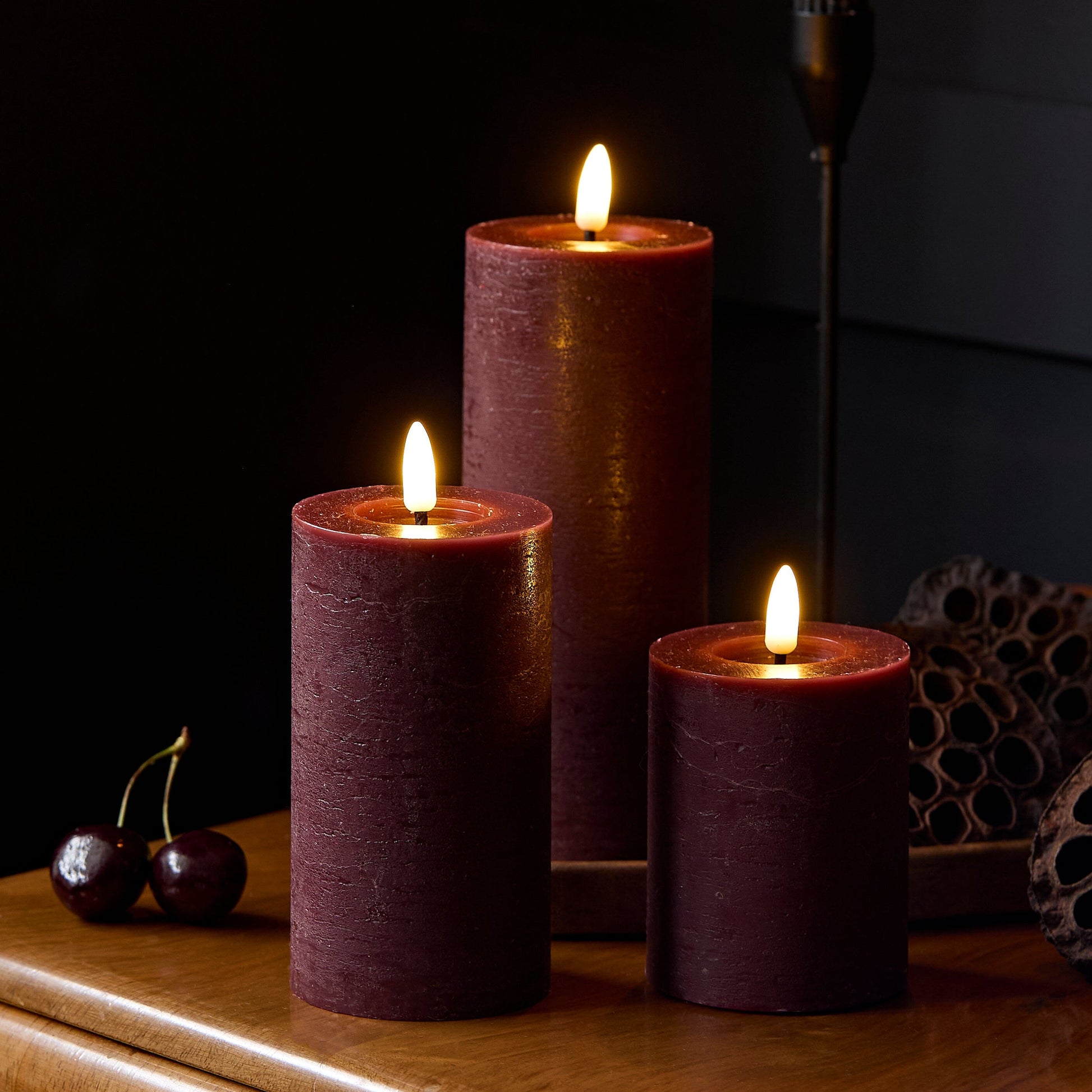 Mister Candle Set Di 3 Candele A Pilastro Viola – Non Profumate, Senza Fumo, 40-90 Ore