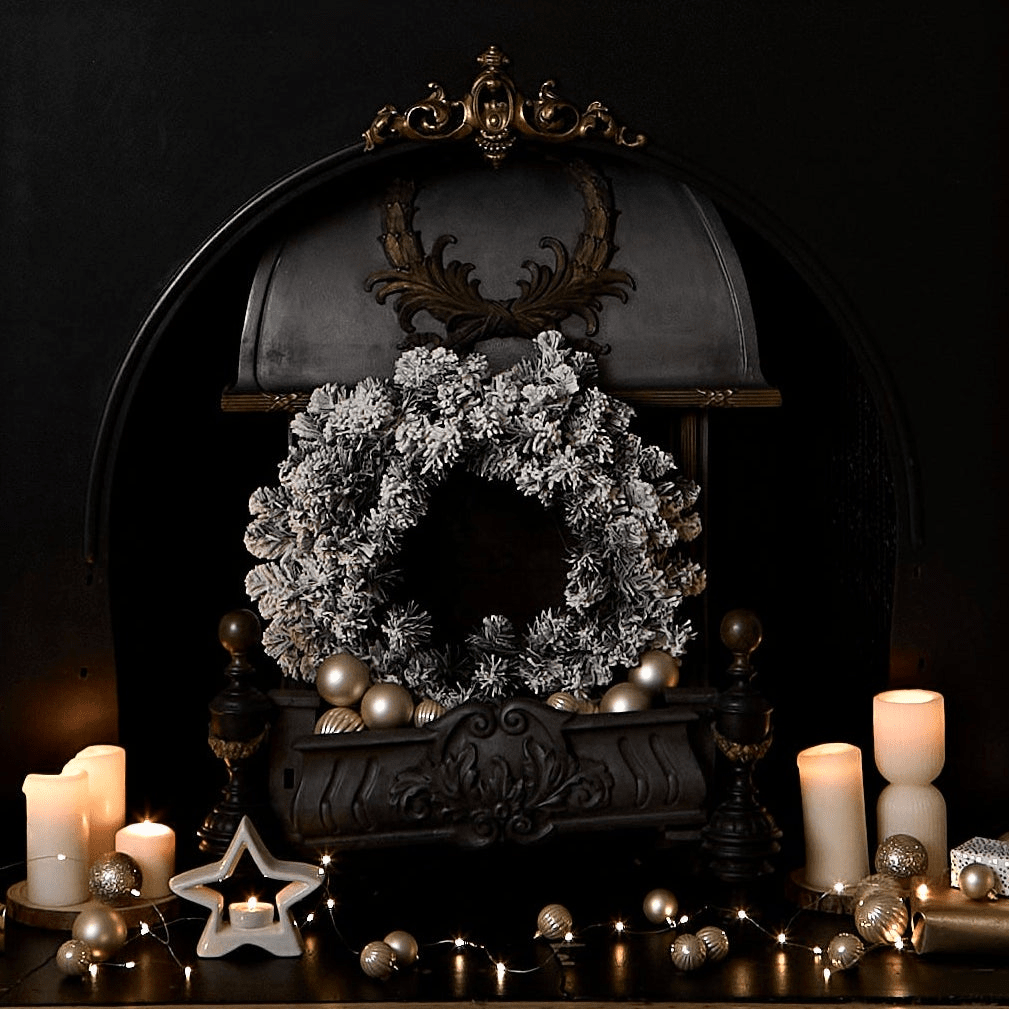 Norrbo 50cm Frosted Christmas Wreath - Laura James 