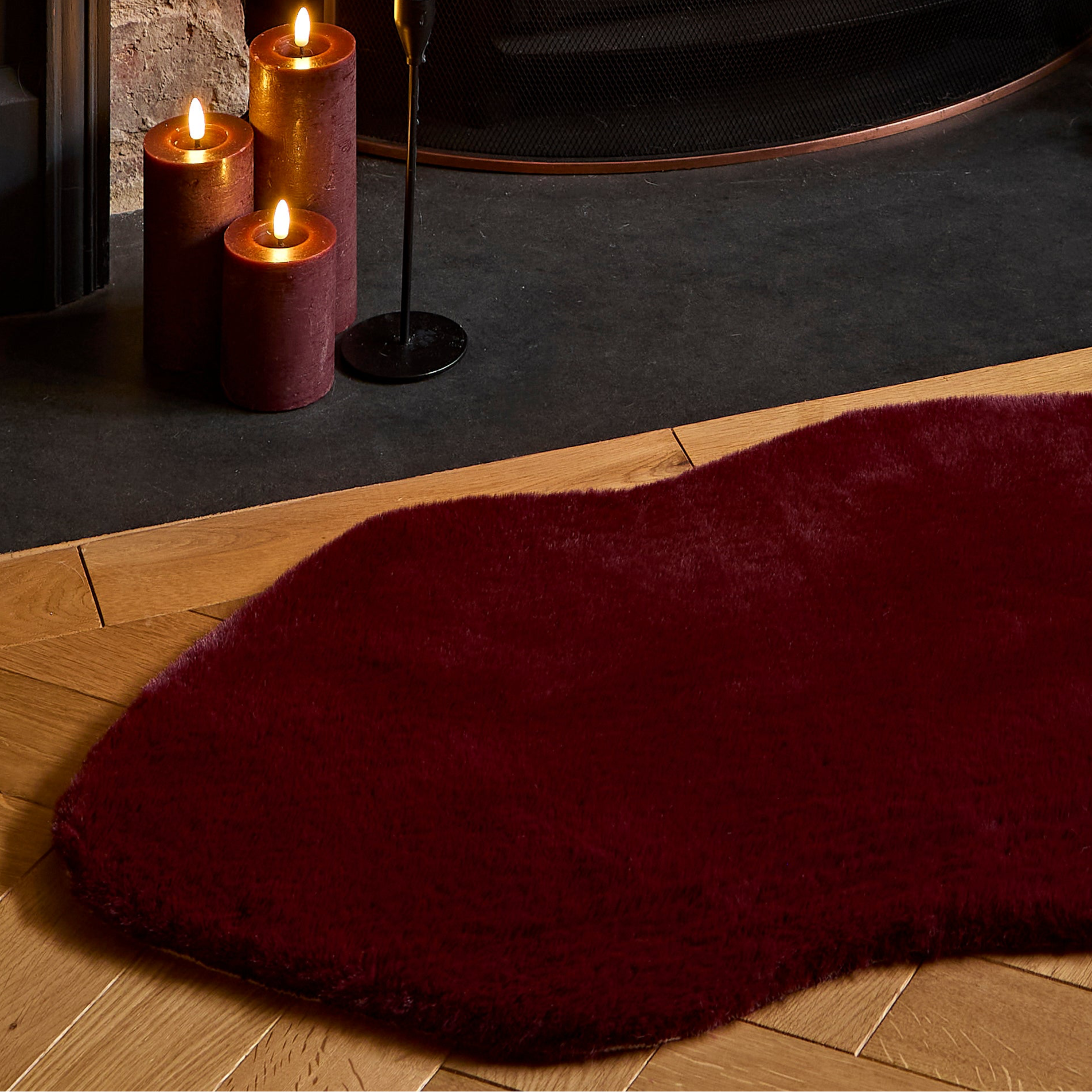 Invik 90 x 50cm Polyester Sheepskin - Burgundy Red - Laura James 