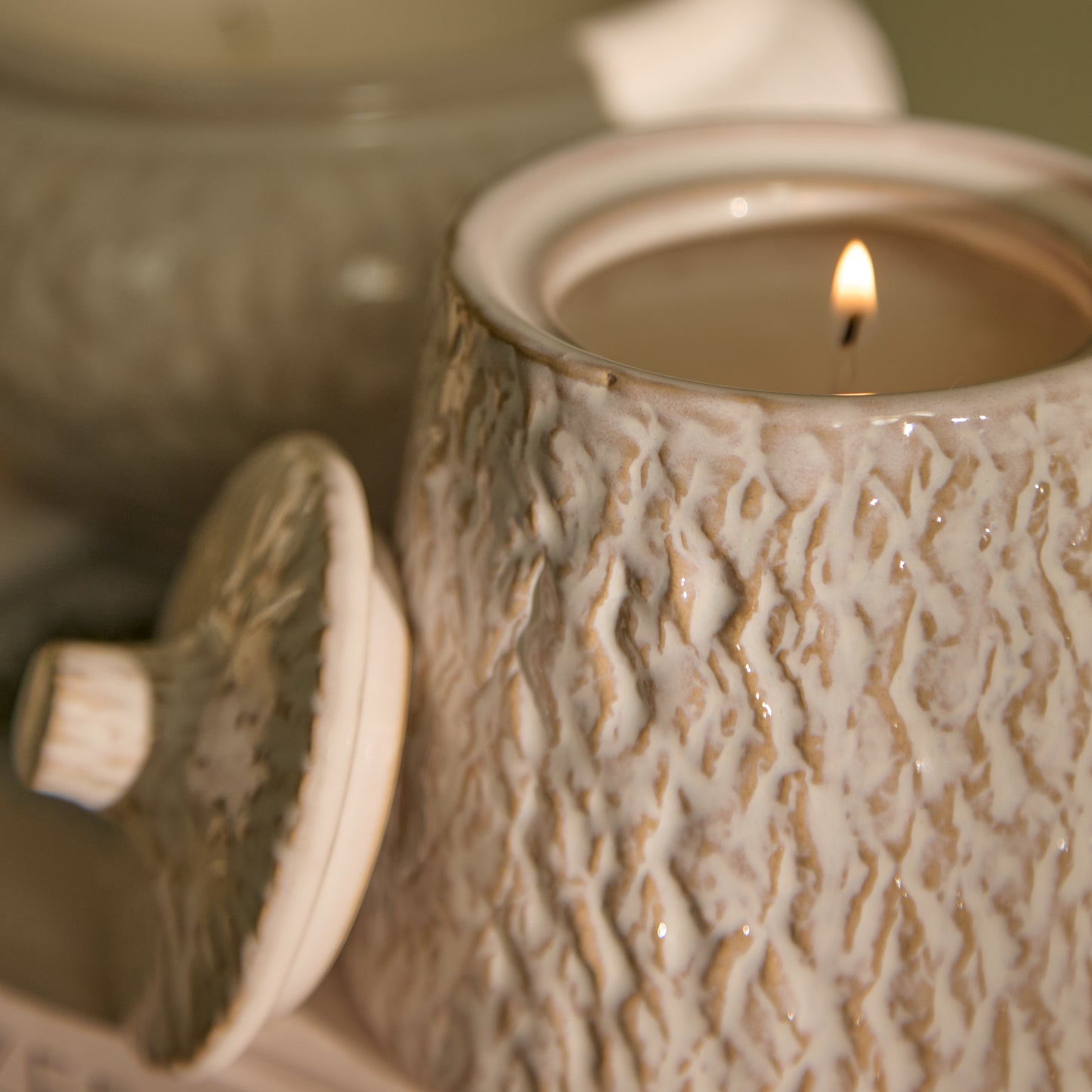 Alderney 10cm Lidded Ceramic Sea Salt and Bergamot Candle - Whitewash - Laura James 