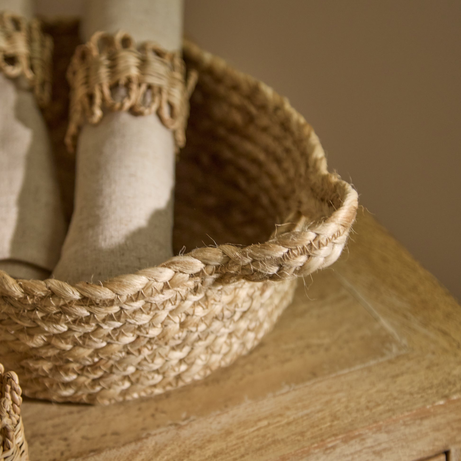 Satara 18x25cm Oval Jute Basket - Whitewash - Laura James 