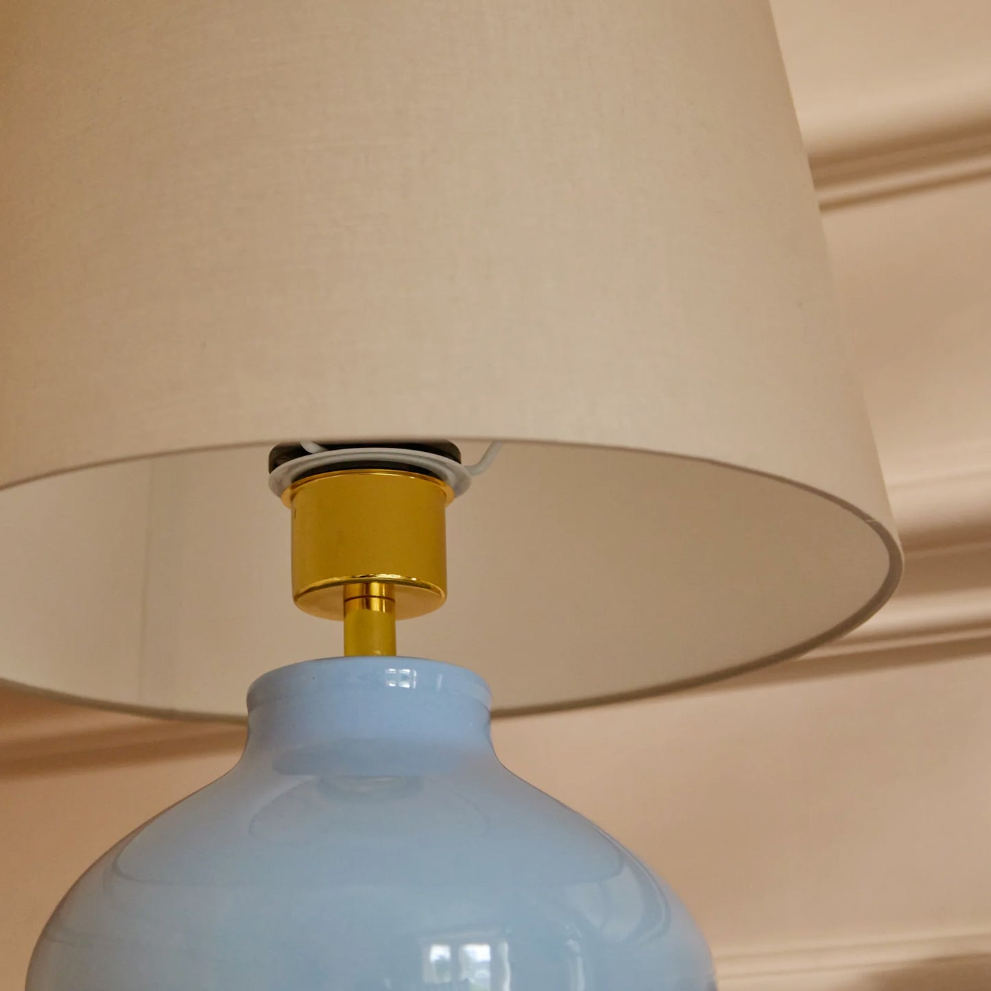 Launton 27cm Ceramic Lamp Base & Coningsby Taupe Cotton Lampshade - 30cm - Laura James 