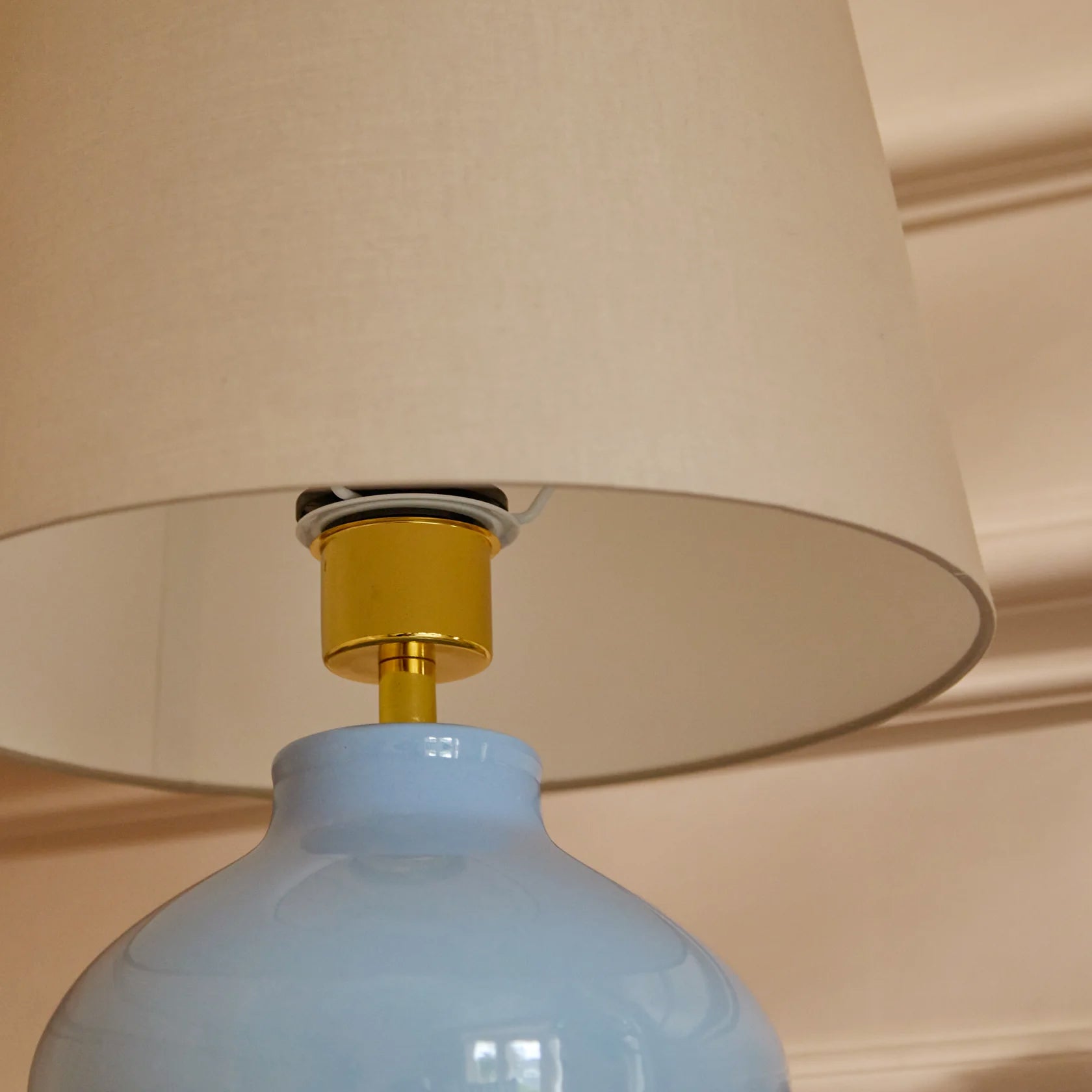 Launton 27cm Ceramic Lamp Base & Coningsby Taupe Cotton Lampshade - 30cm - Laura James 