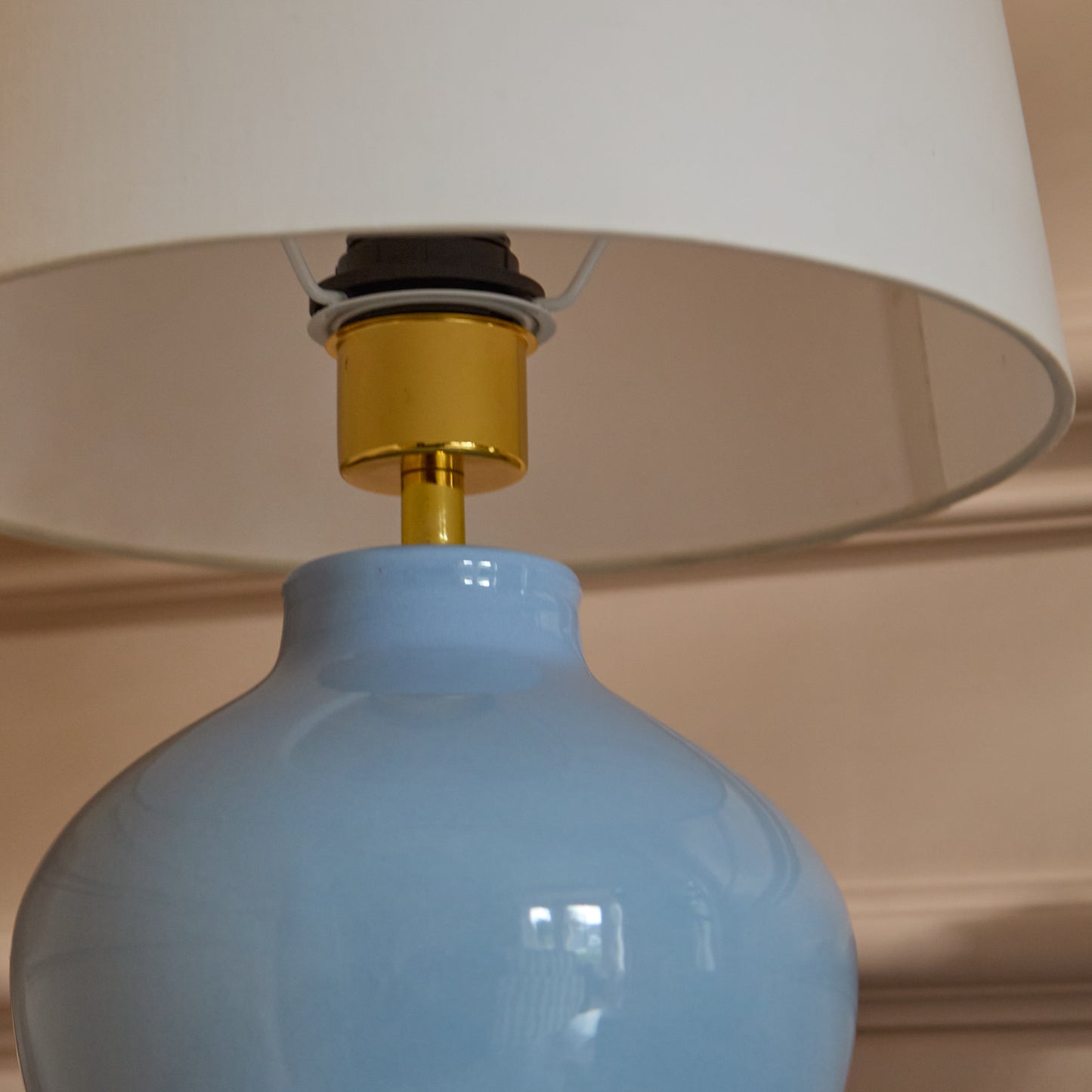 Launton 27cm Ceramic Lamp Base with Coningsby White Shade - 30cm - Laura James 
