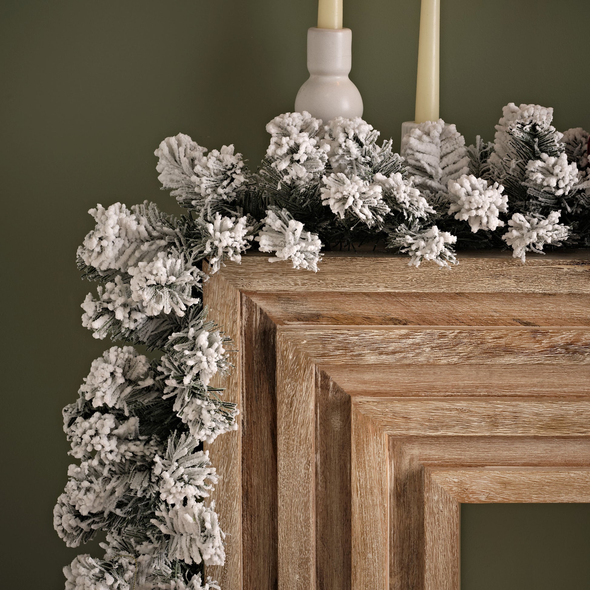 Norrbo 270cm Frosted Christmas Garland - Laura James 