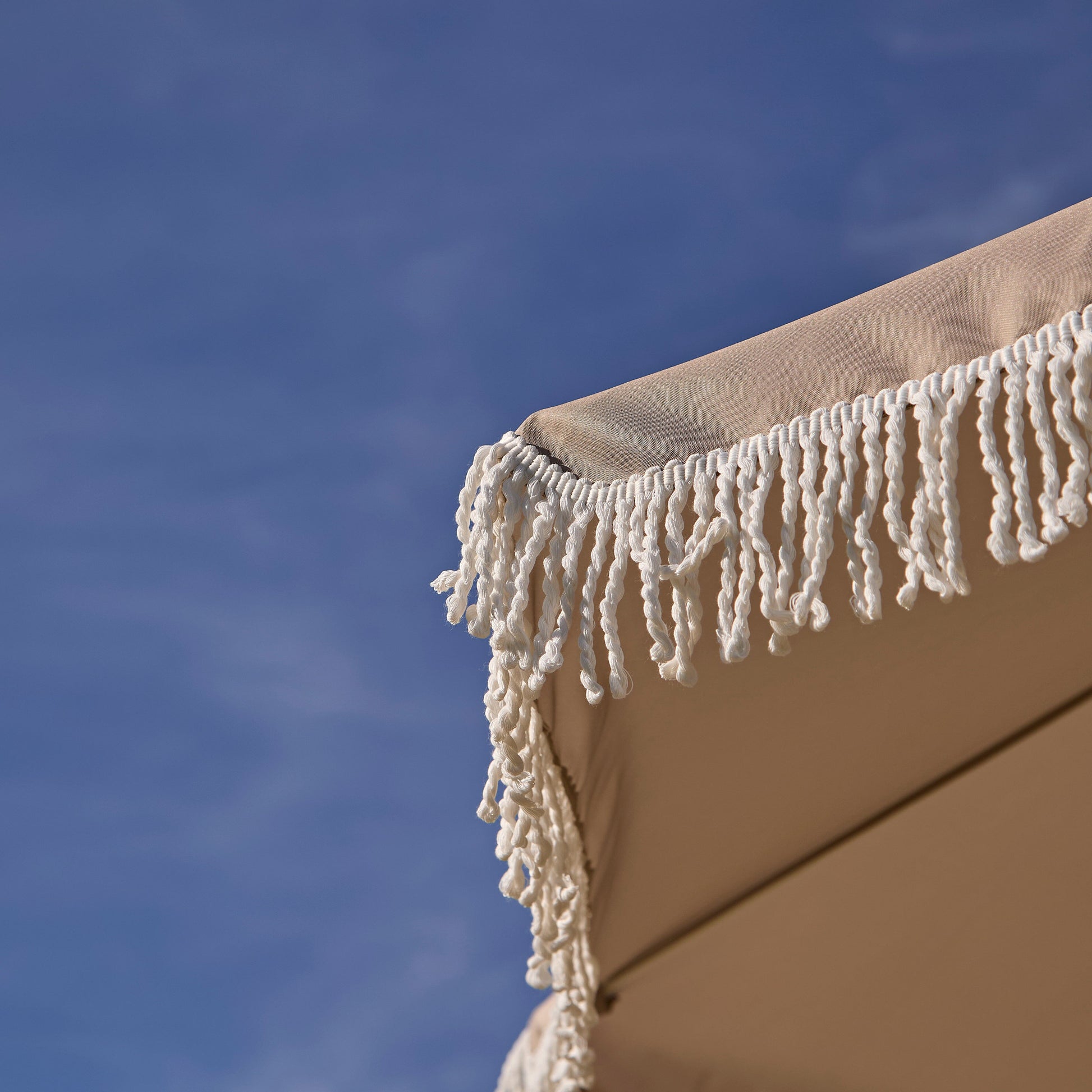 Oia Round Parasol 2m - Wooden Pole - Natural - Laura James