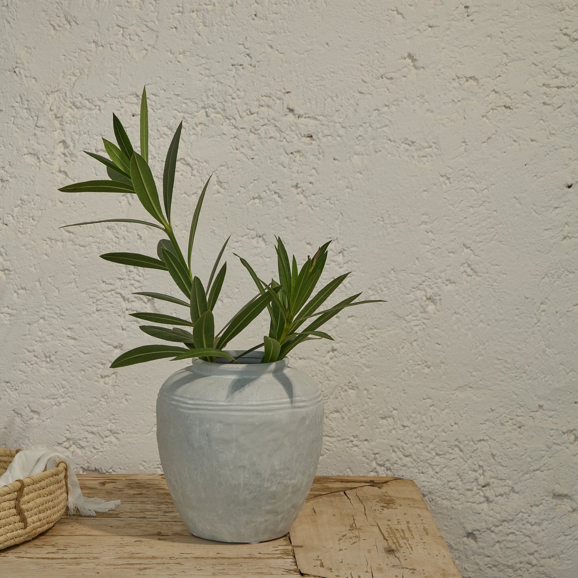 Suma 21.5cm Terracotta Vase - Off White - Laura James