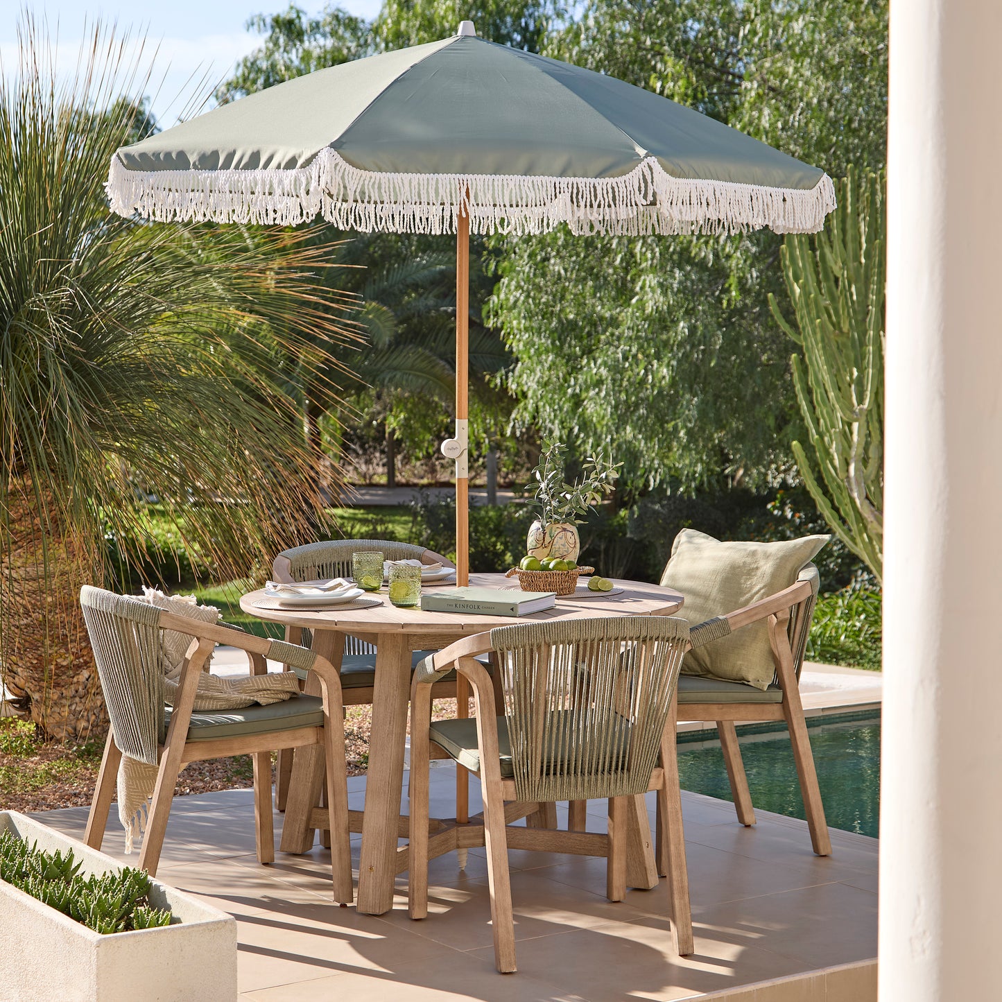 Shiro 4 Seater Round Wooden Garden Dining Set with Shiro Green Rope Dining Chairs - 120cm - Laura James